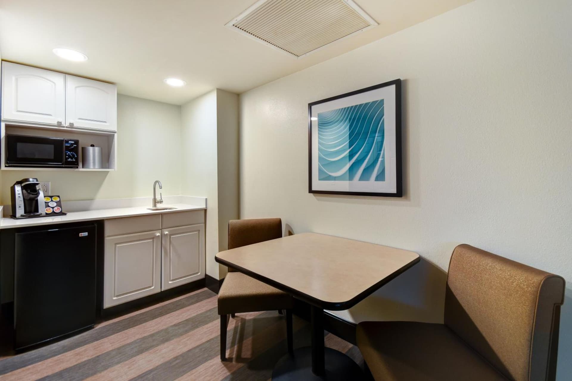 Holiday Inn Allentown-Bethlehem by IHG gallery photo in Allentown, PA — image 12
