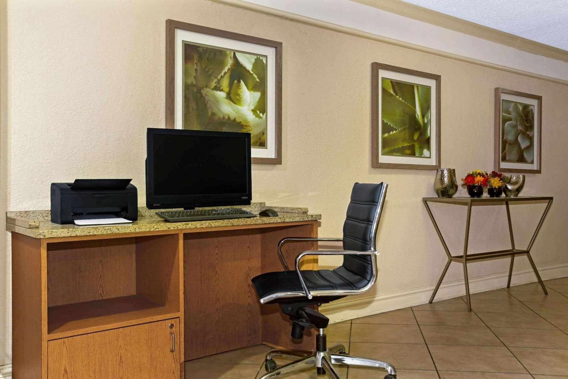 La Quinta Inn by Wyndham Killeen - Fort Hood gallery photo in Killeen, TX — image 17