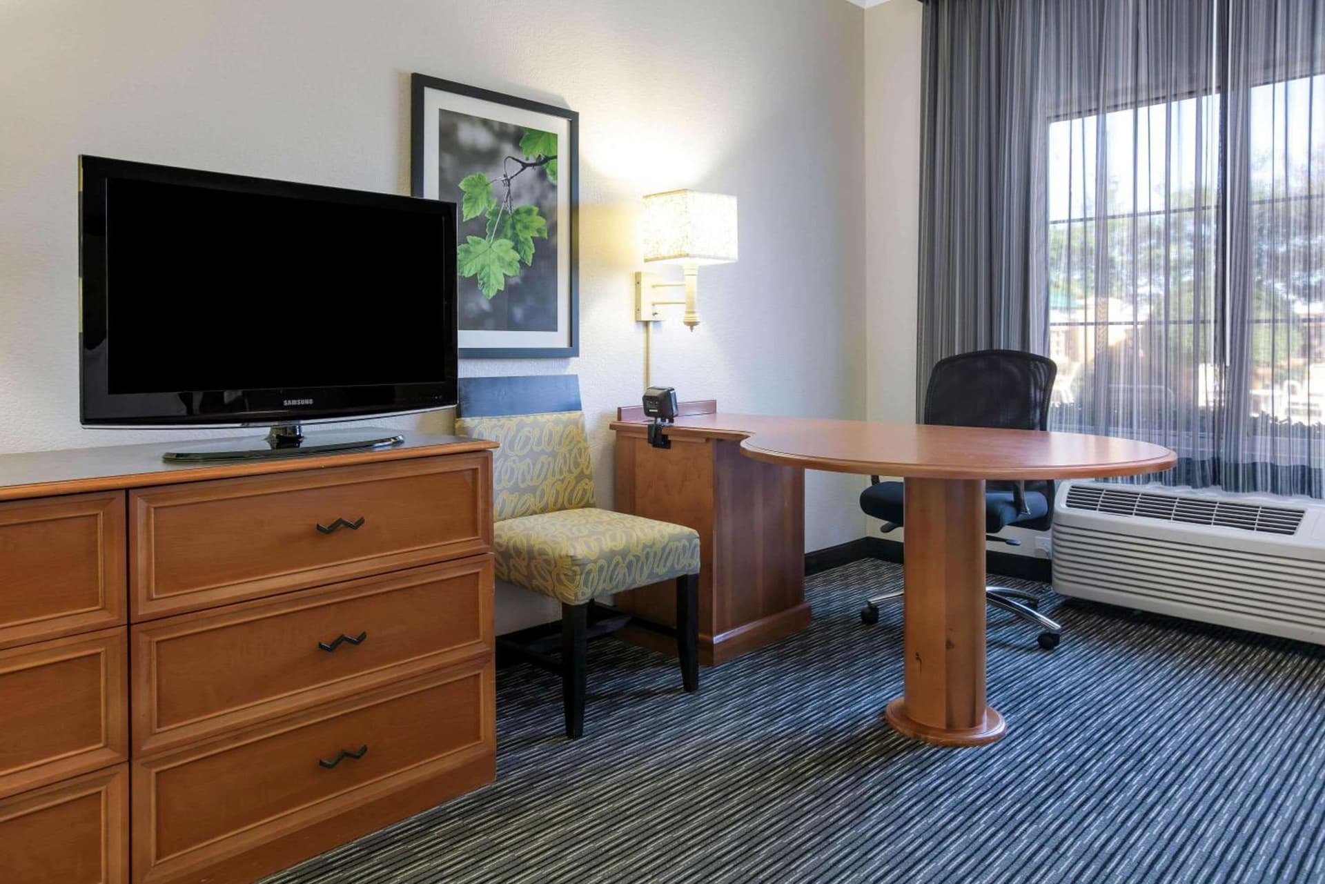 La Quinta by Wyndham Dallas Arlington South gallery photo in Arlington, TX — image 6