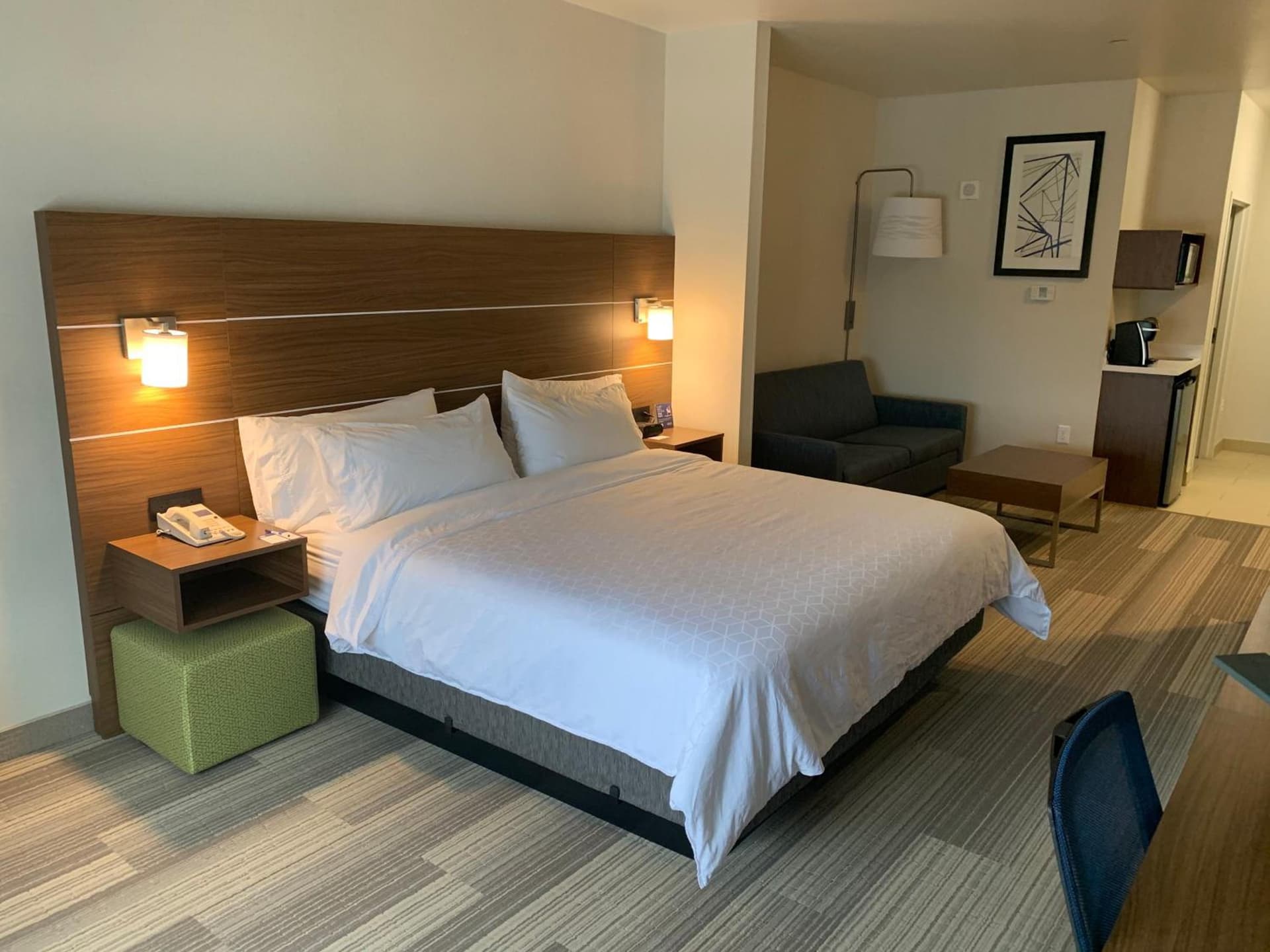 Holiday Inn Express & Suites Beaumont - Oak Valley by IHG gallery photo in Beaumont, CA — image 27