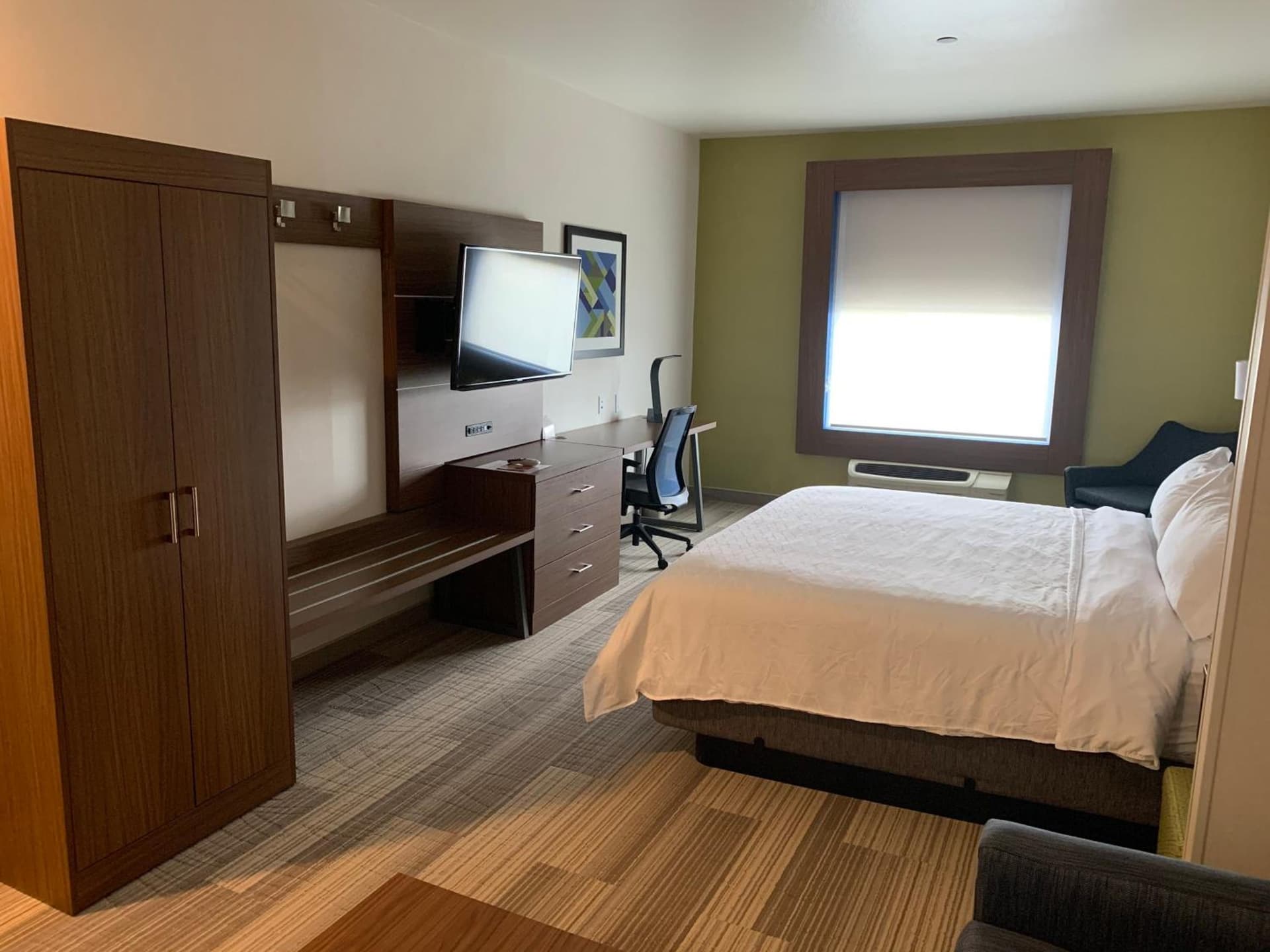 Holiday Inn Express & Suites Beaumont - Oak Valley by IHG gallery photo in Beaumont, CA — image 6