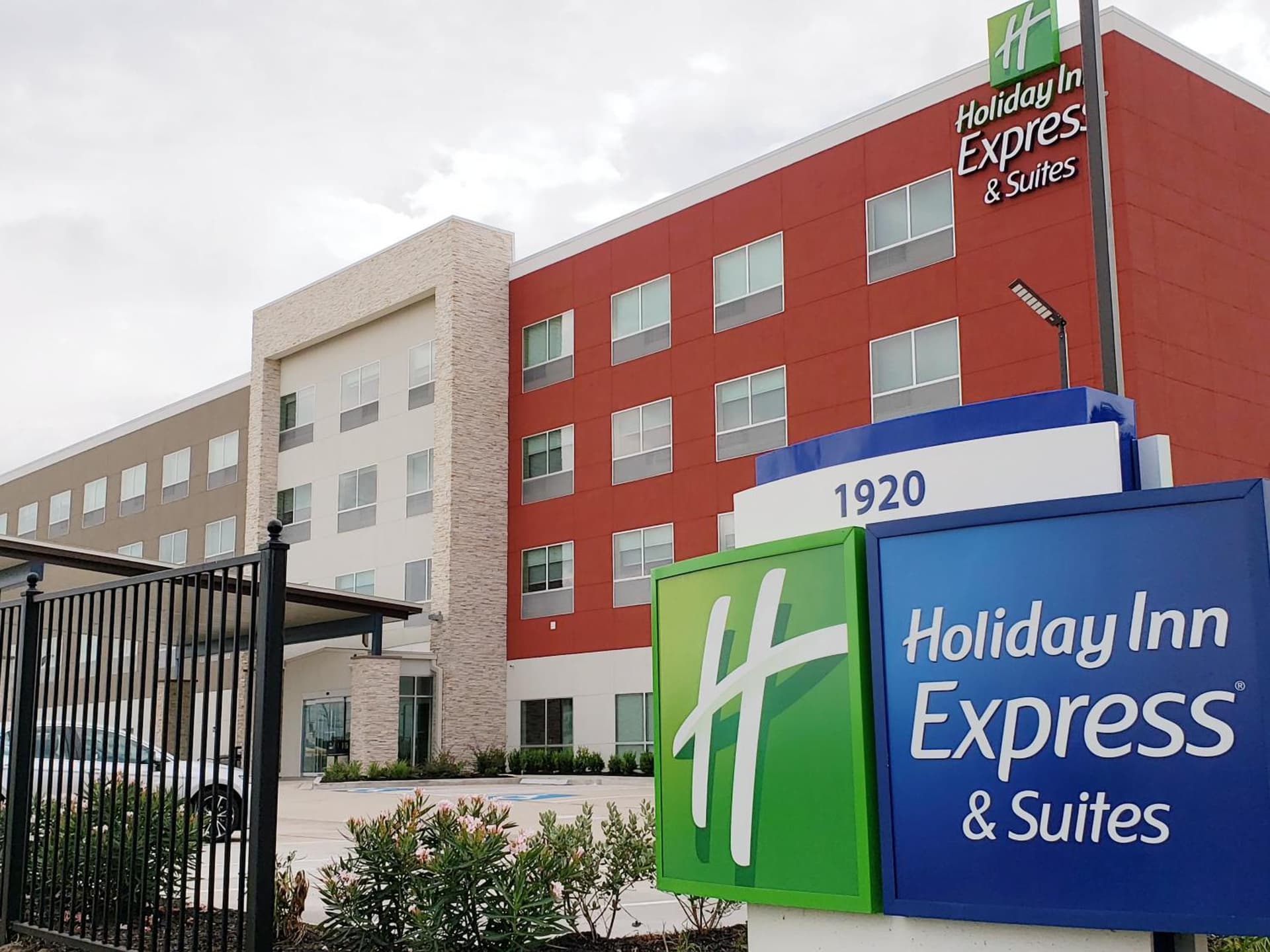 Holiday Inn Express & Suites - Houston IAH - Beltway 8 by IHG exterior or lobby in Houston, TX — main listing photo