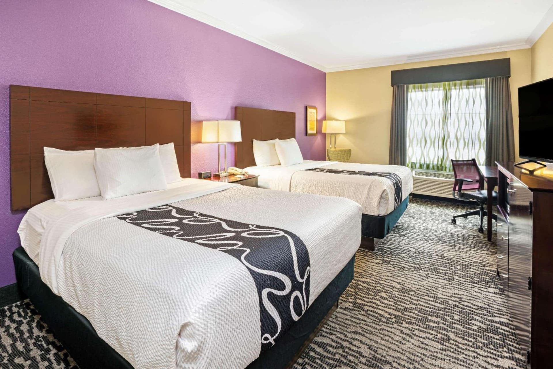 La Quinta by Wyndham Houston - Magnolia gallery photo in The Woodlands, TX — image 42