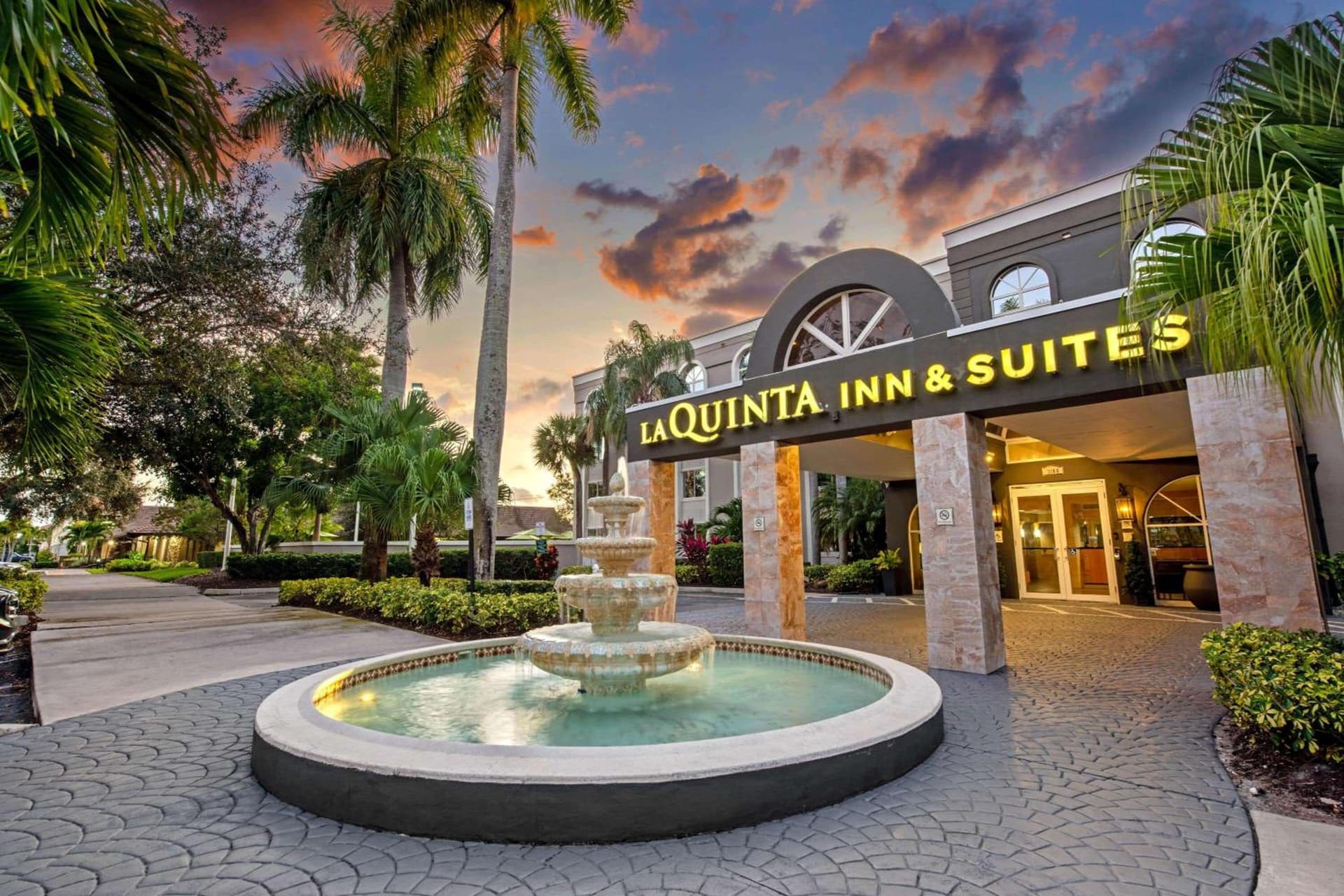 La Quinta by Wyndham Coral Springs South exterior or lobby in Coral Springs, FL — main listing photo