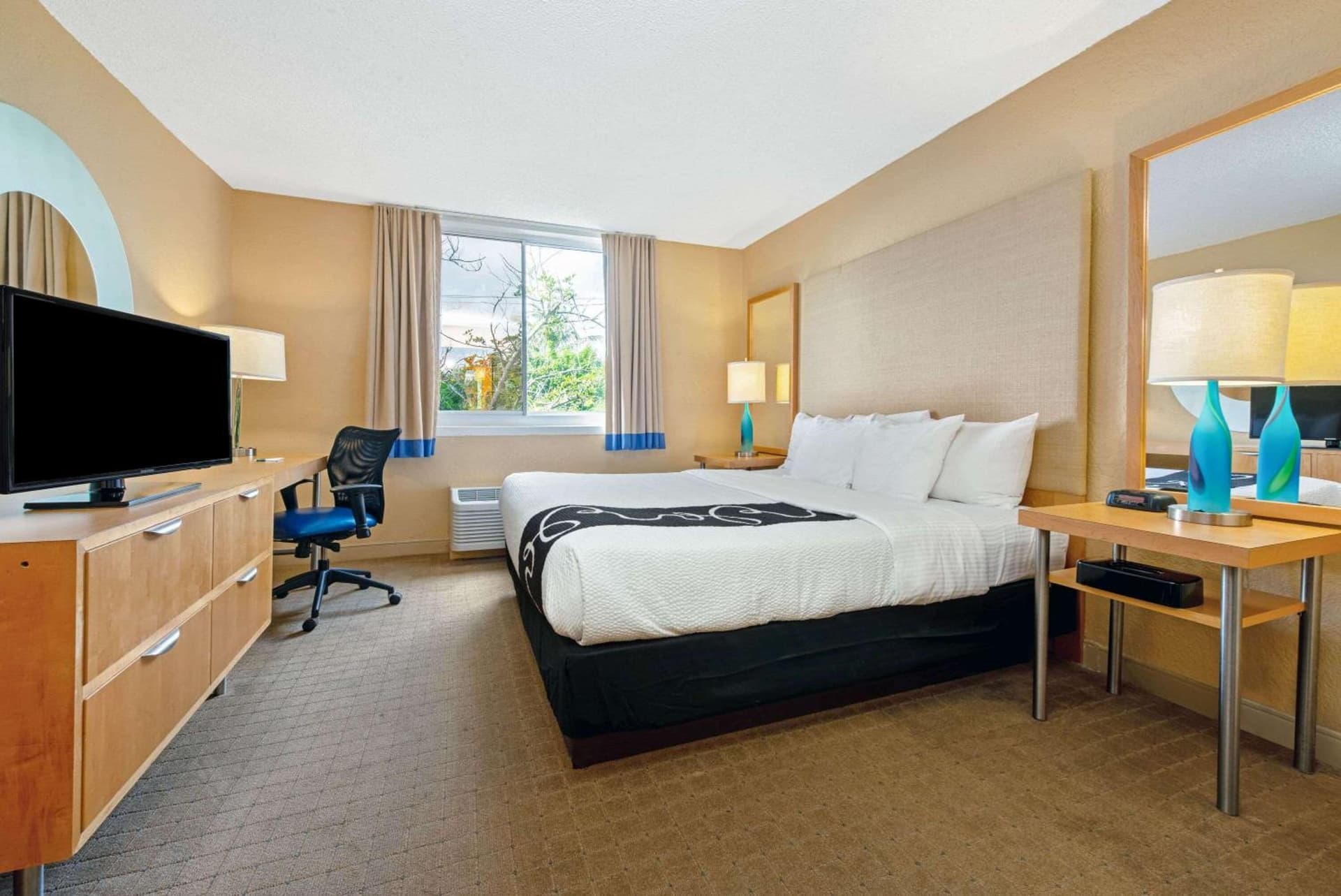 La Quinta by Wyndham Coral Springs South gallery photo in Coral Springs, FL — image 18