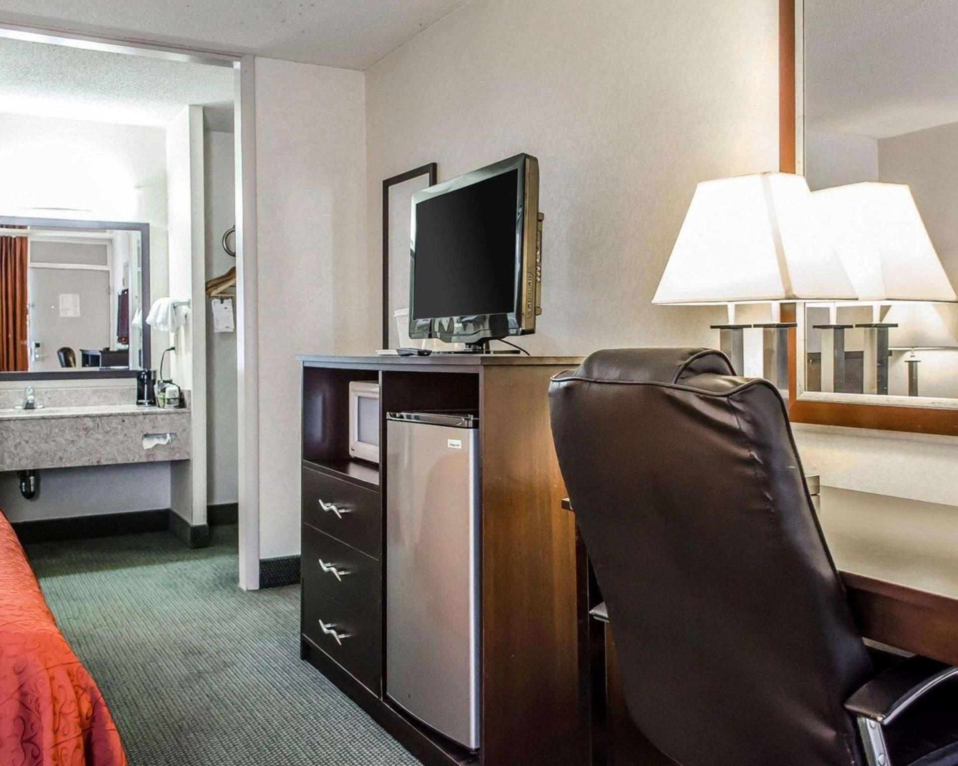 Quality Inn & Suites York East gallery photo in York, PA — image 33