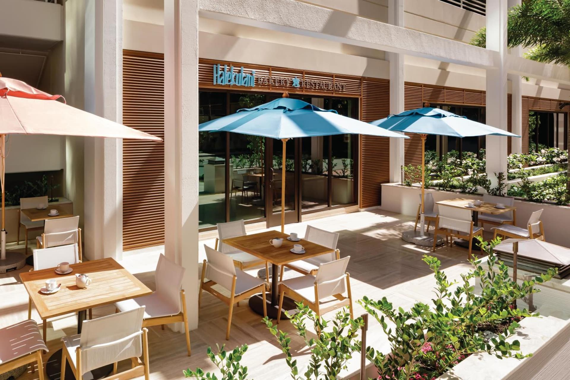 Halepuna Waikiki by Halekulani - NO RESORT FEE gallery photo in Honolulu, HI — image 12