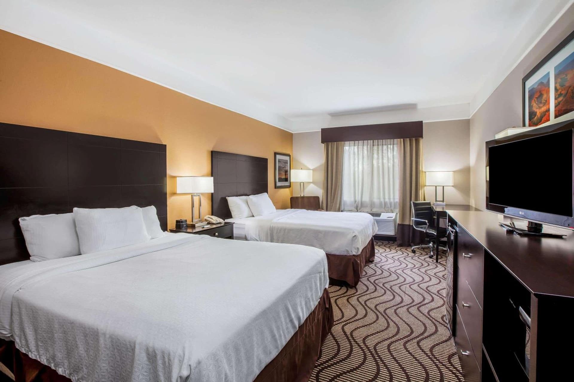 La Quinta by Wyndham Pasadena gallery photo in Pasadena, TX — image 9