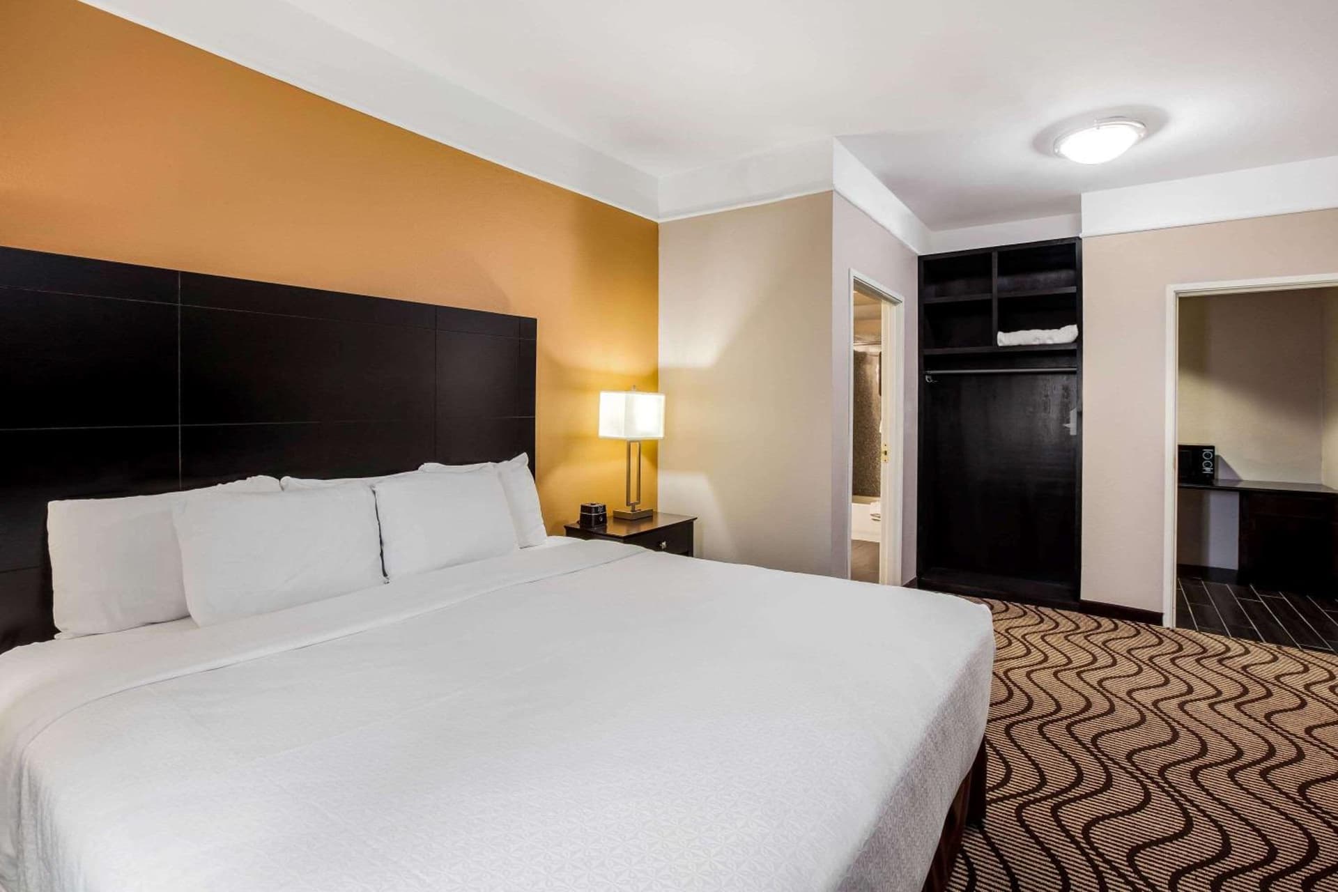 La Quinta by Wyndham Pasadena gallery photo in Pasadena, TX — image 31