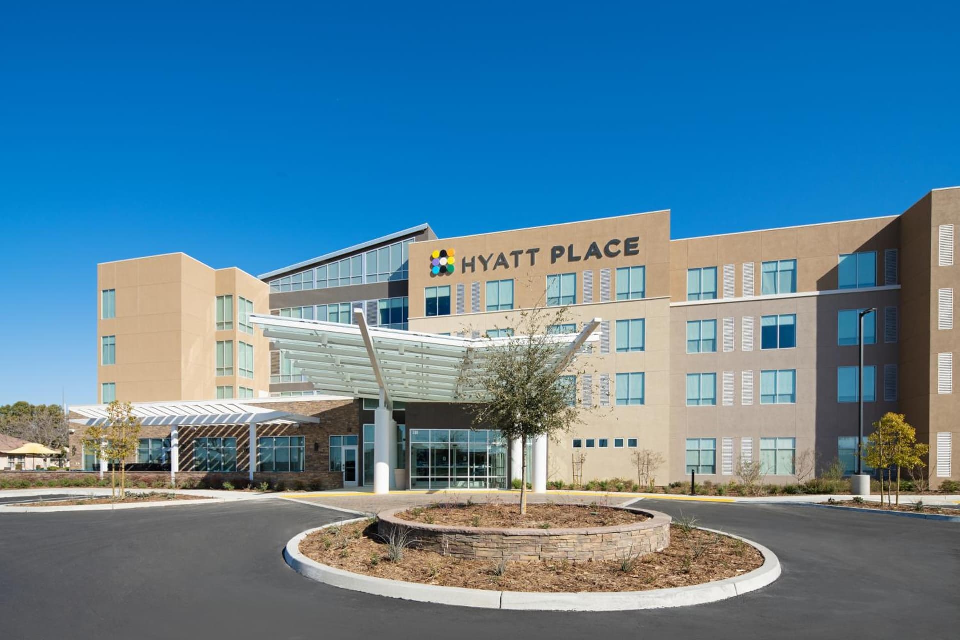 Hyatt Place Bakersfield property views in Bakersfield, CA — gallery photo 3