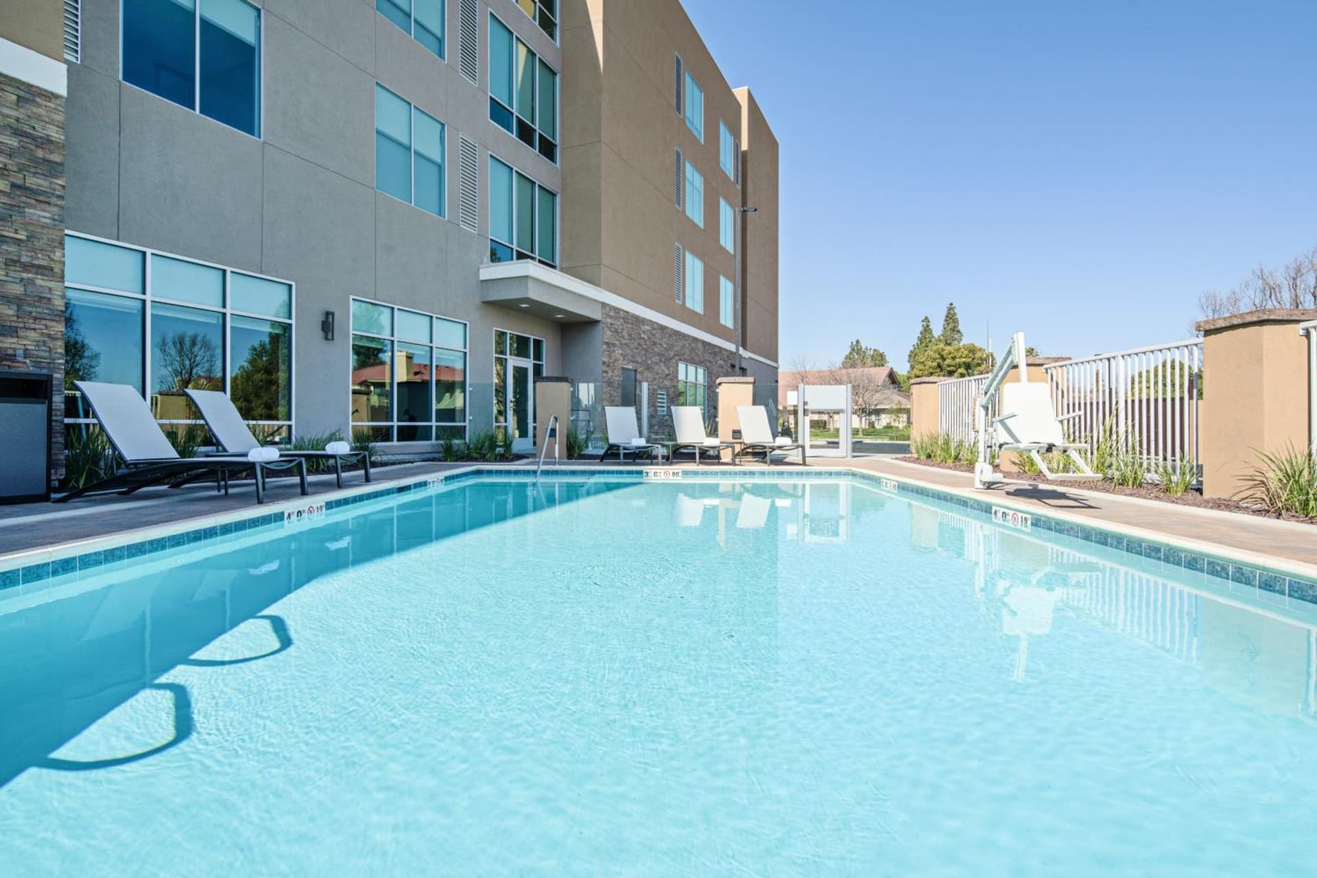 Hyatt Place Bakersfield gallery photo in Bakersfield, CA — image 27