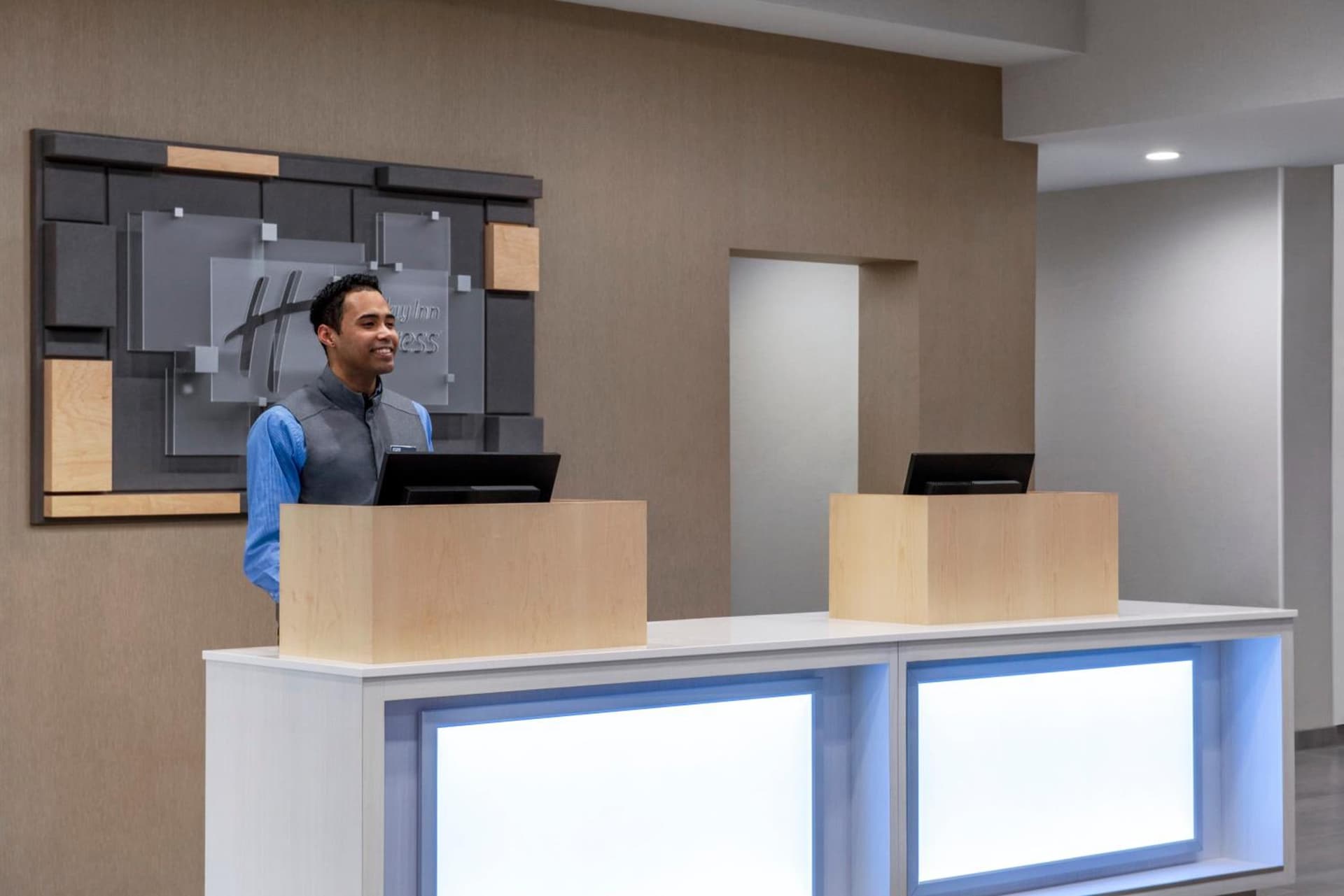 Holiday Inn Express Dumfries-Quantico by IHG gallery photo in Dumfries, VA — image 7