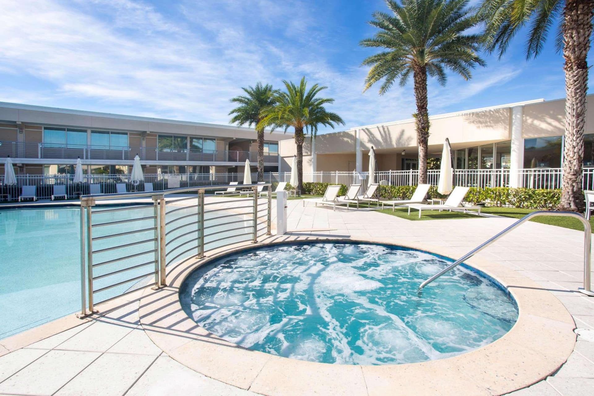 Ramada by Wyndham Venice Hotel Venezia interior in Venice, FL — gallery photo 2