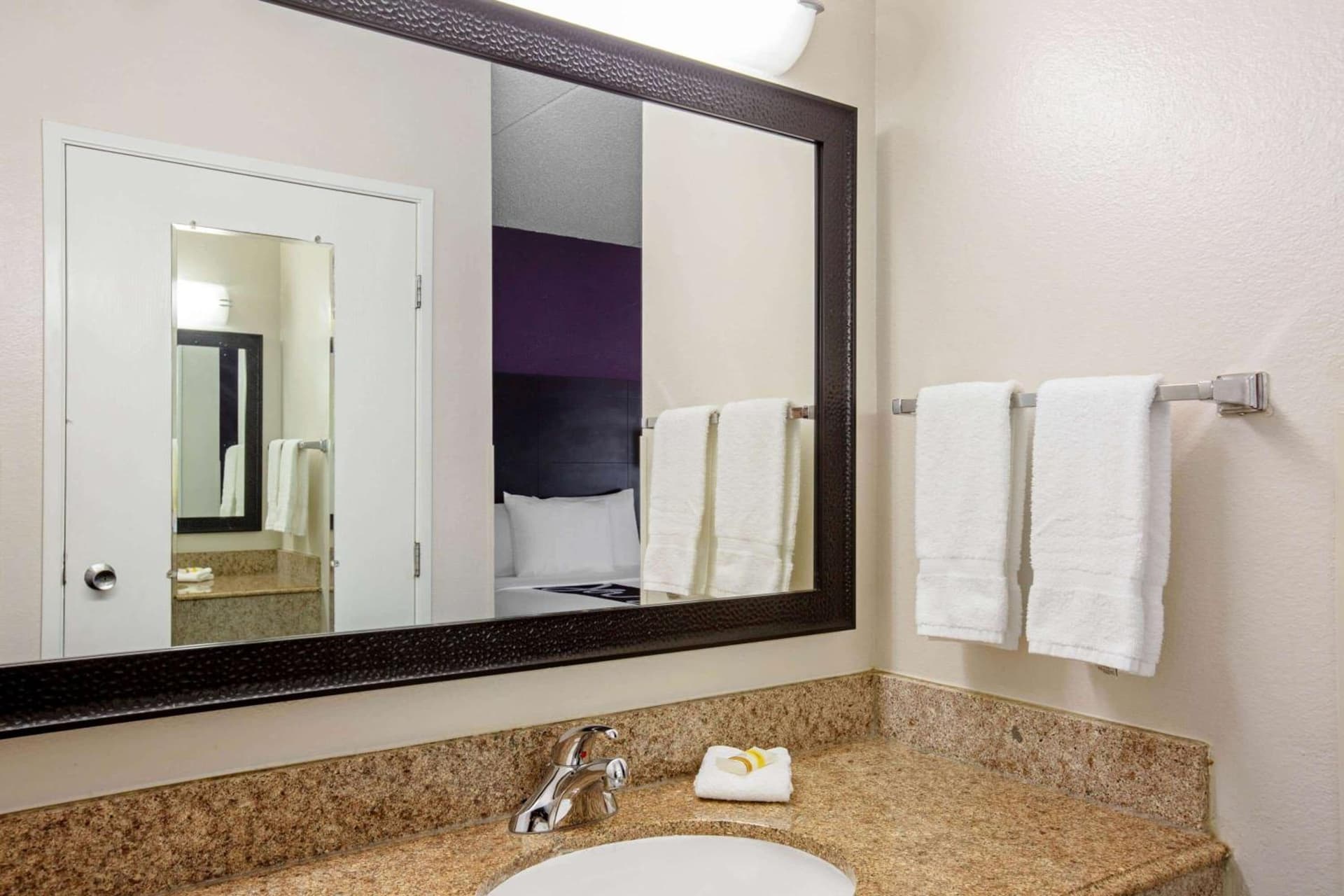 La Quinta by Wyndham Miami Airport East gallery photo in Miami, FL — image 60