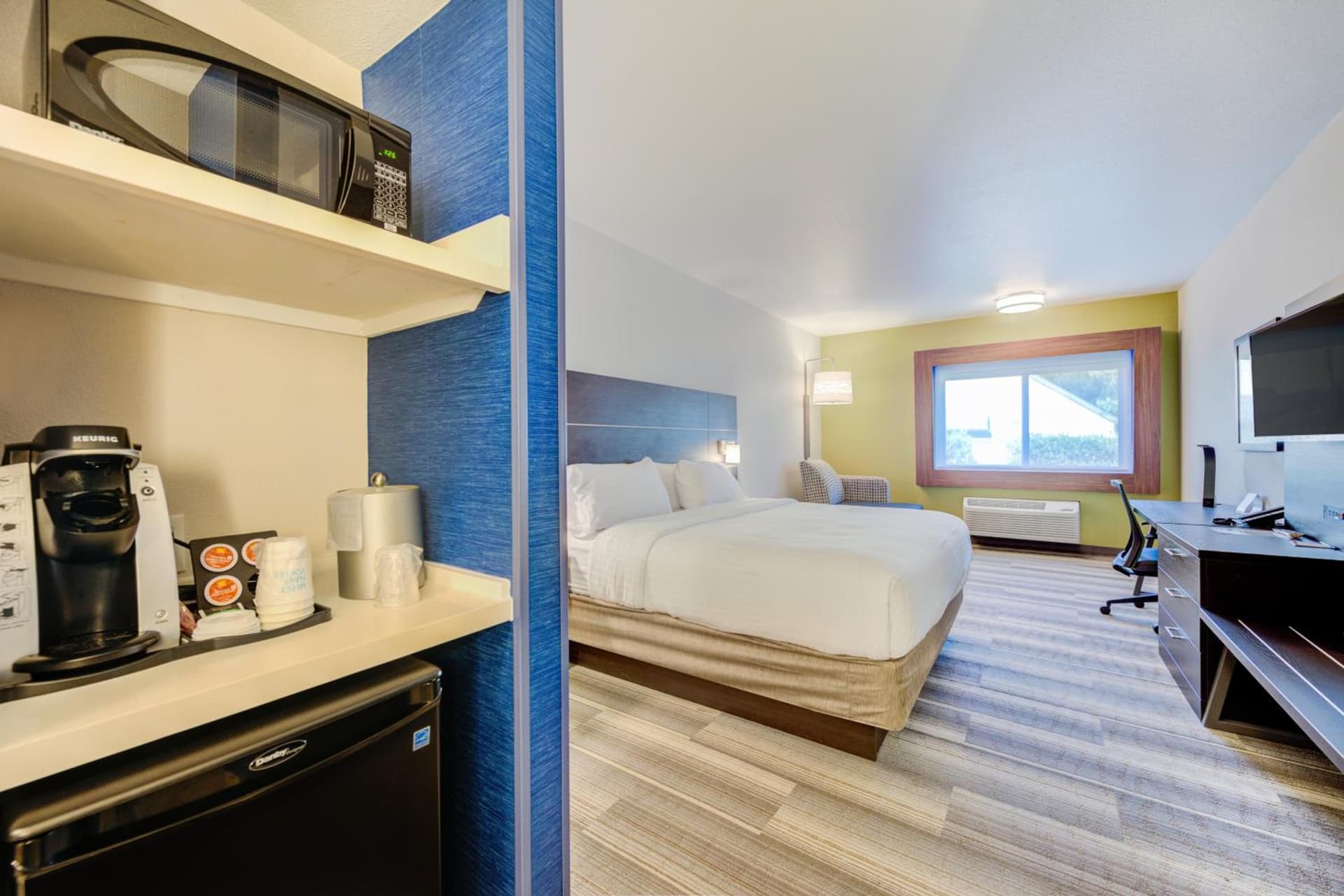 Holiday Inn Express Newberg - Wine Country by IHG gallery photo in Newberg, OR — image 51