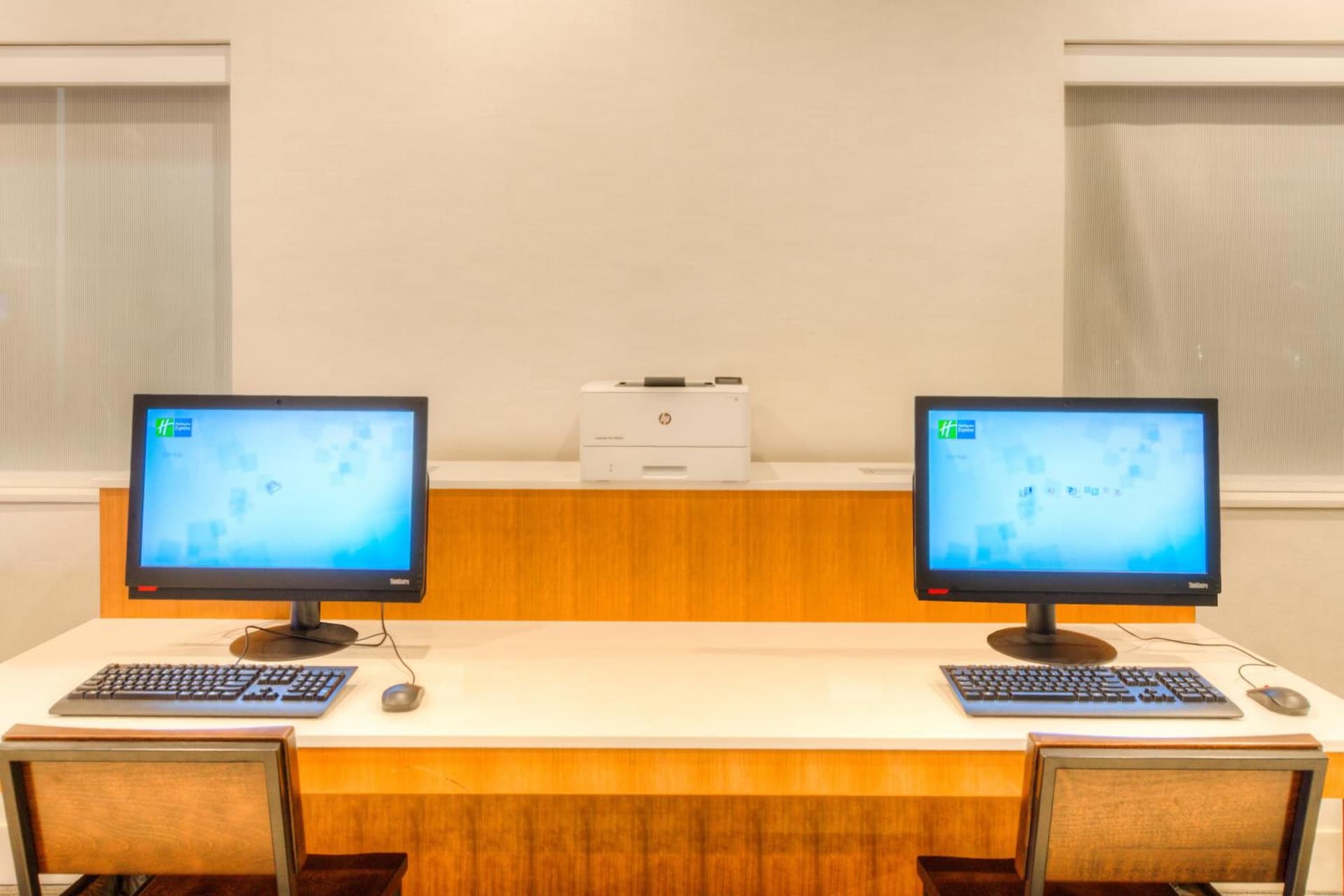 Holiday Inn Express Newberg - Wine Country by IHG gallery photo in Newberg, OR — image 26