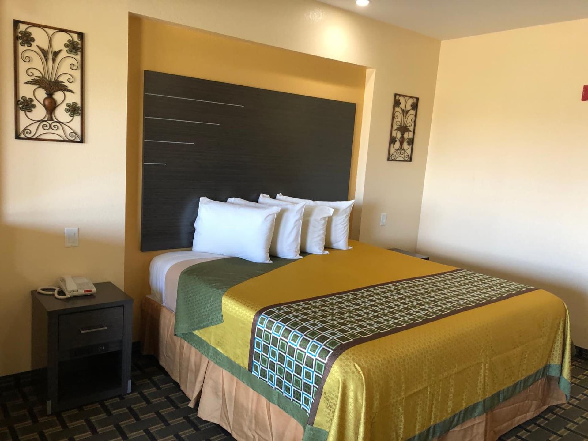 Homegate Inn & Suites West Memphis property views in West Memphis, AR — gallery photo 3