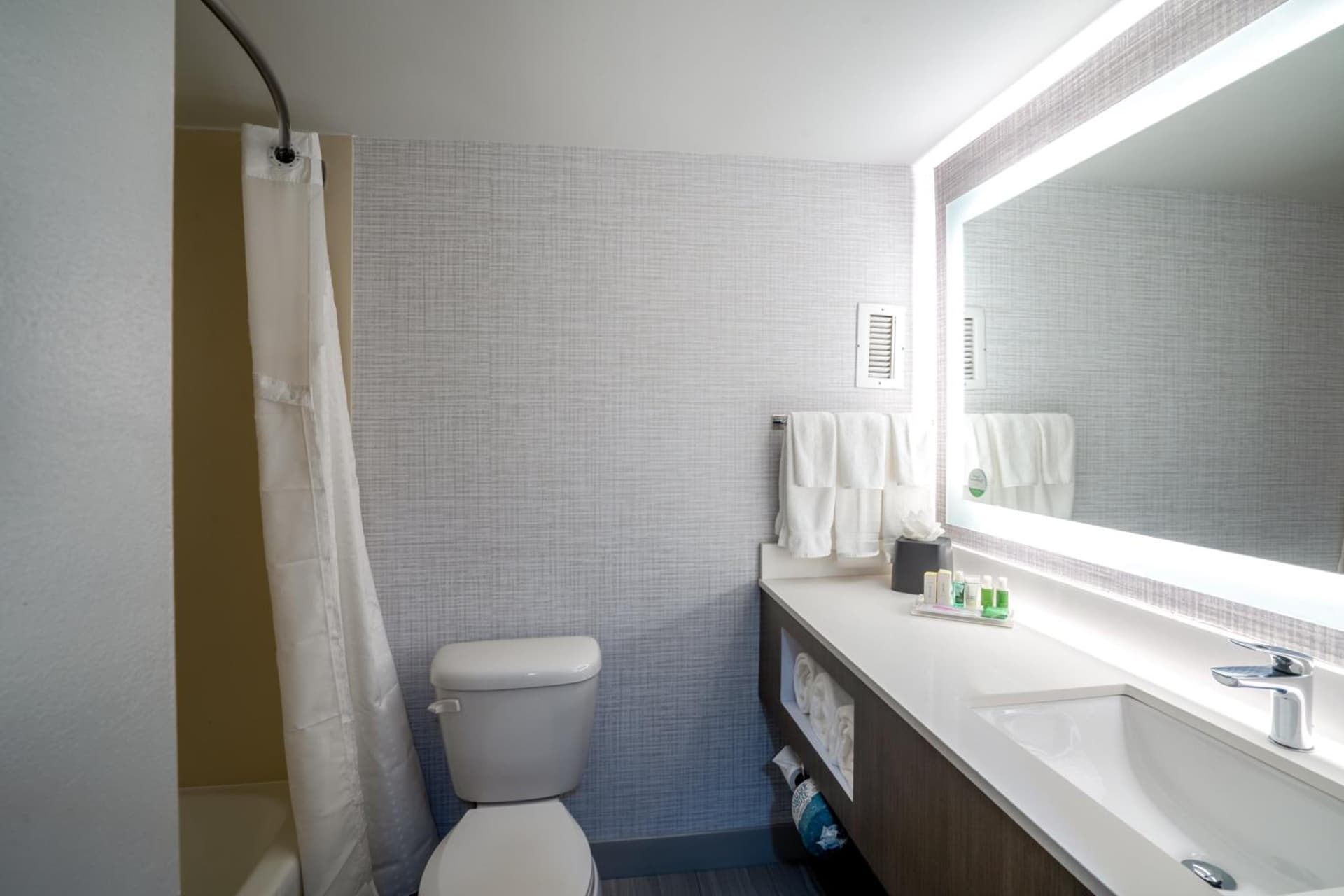 Holiday Inn Huntsville - Research Park by IHG gallery photo in Huntsville, AL — image 35