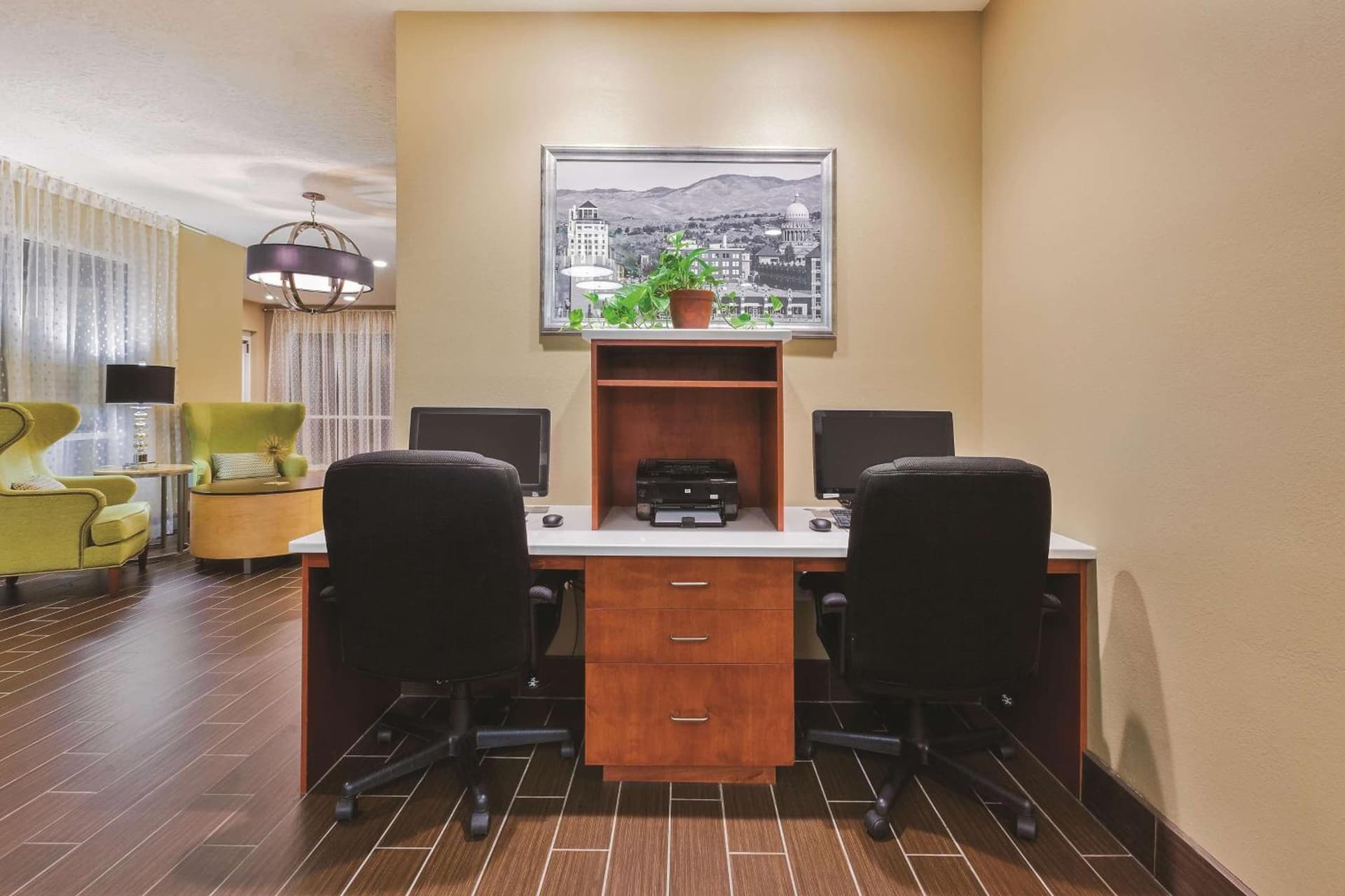 La Quinta by Wyndham Boise Airport gallery photo in Boise, ID — image 42