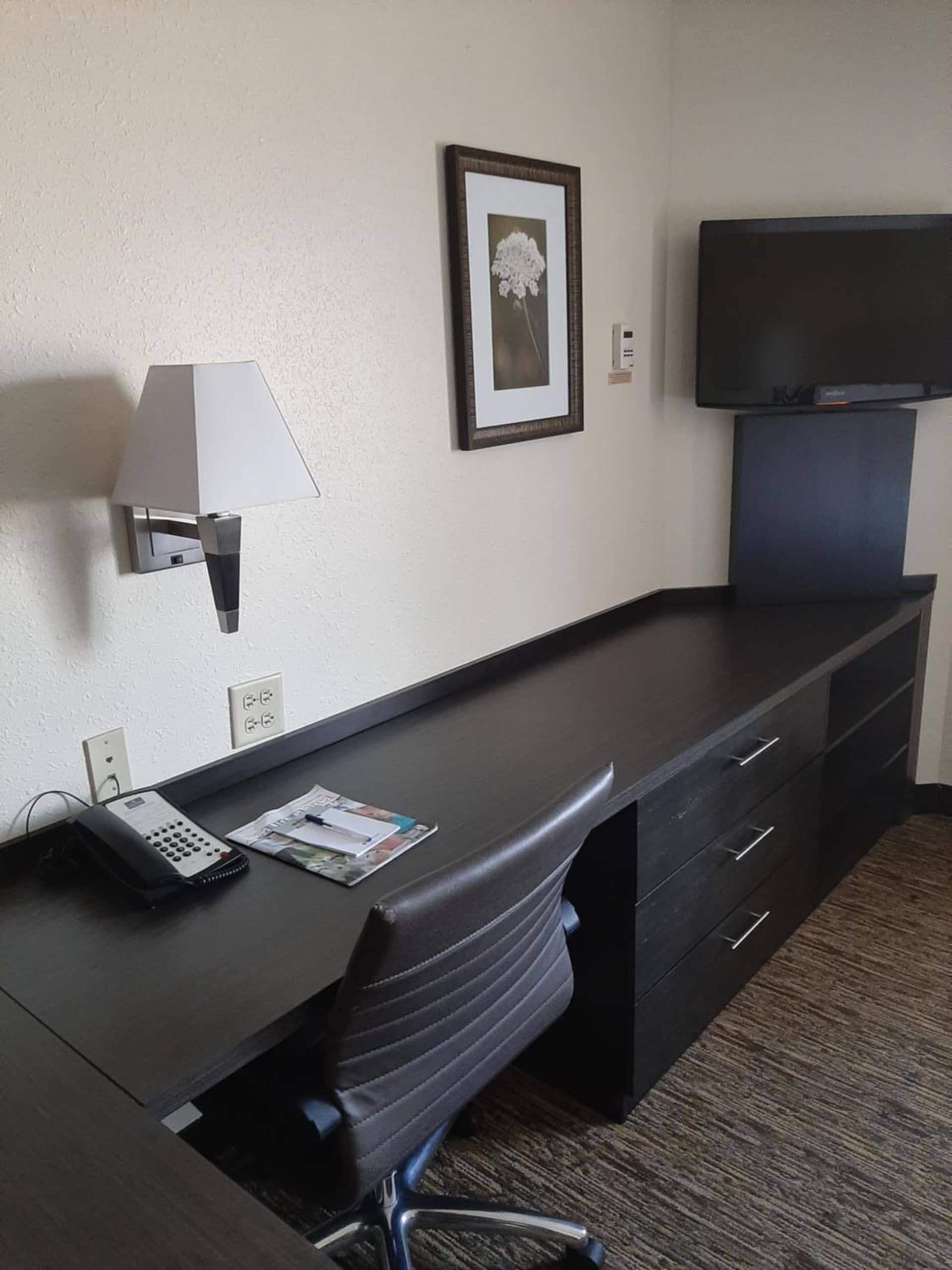 Candlewood Suites Aurora-Naperville by IHG gallery photo in Aurora, IL — image 30