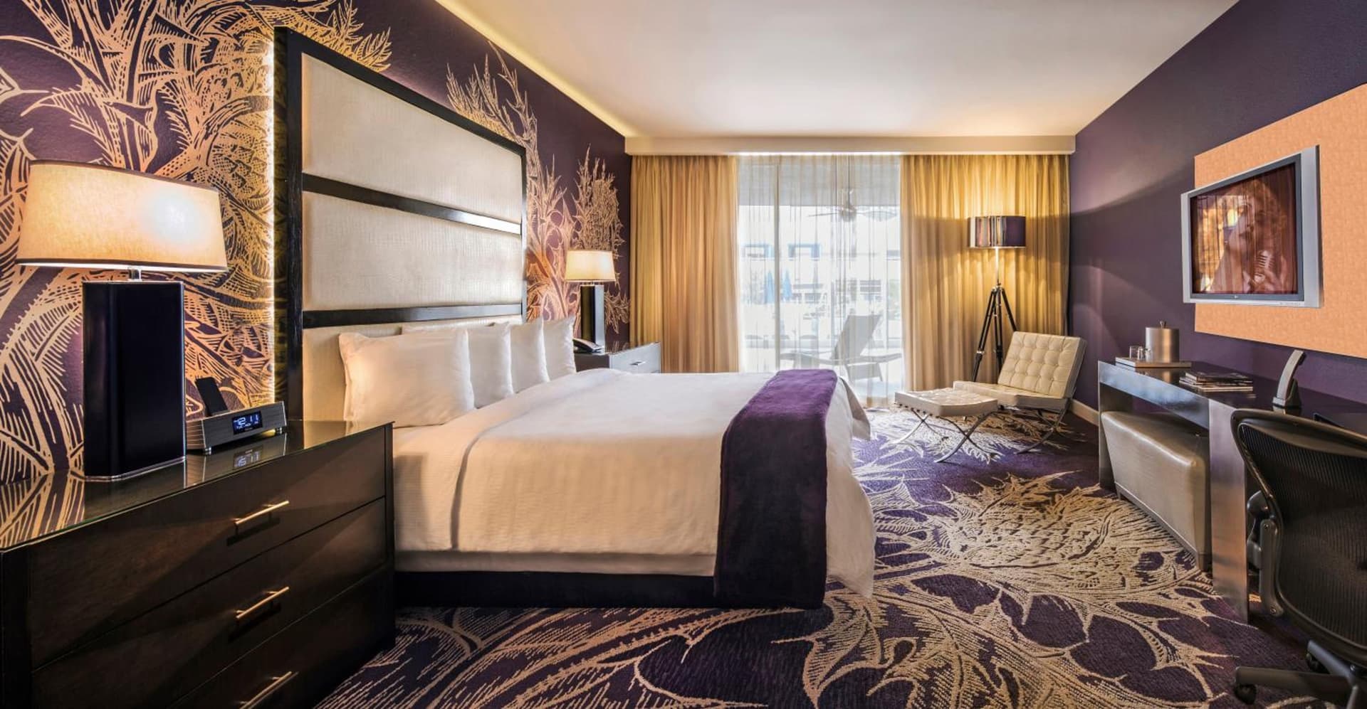 Hotel Zoso interior in Palm Springs, CA — gallery photo 2