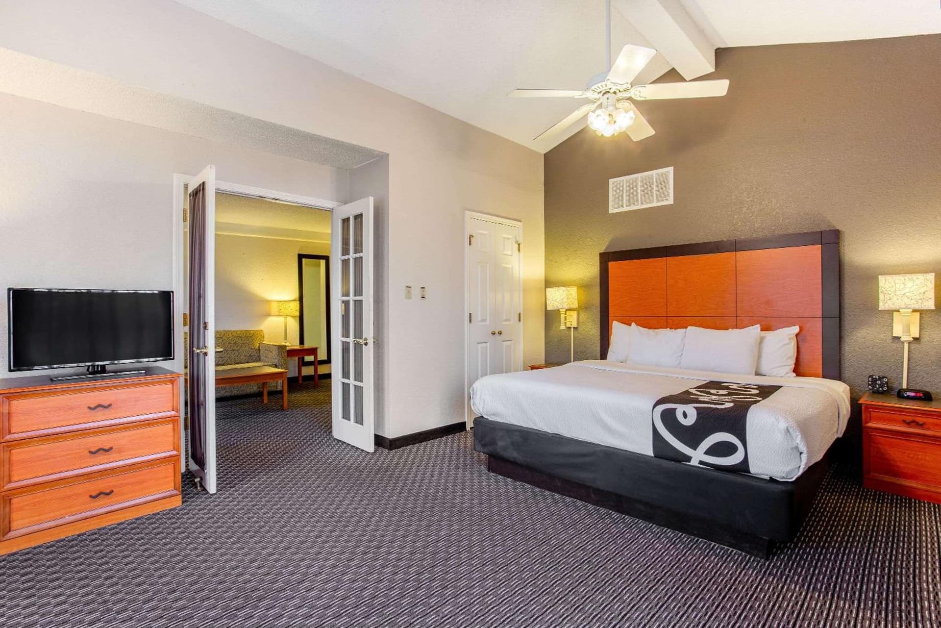 La Quinta Inn by Wyndham Champaign gallery photo in Champaign, IL — image 38