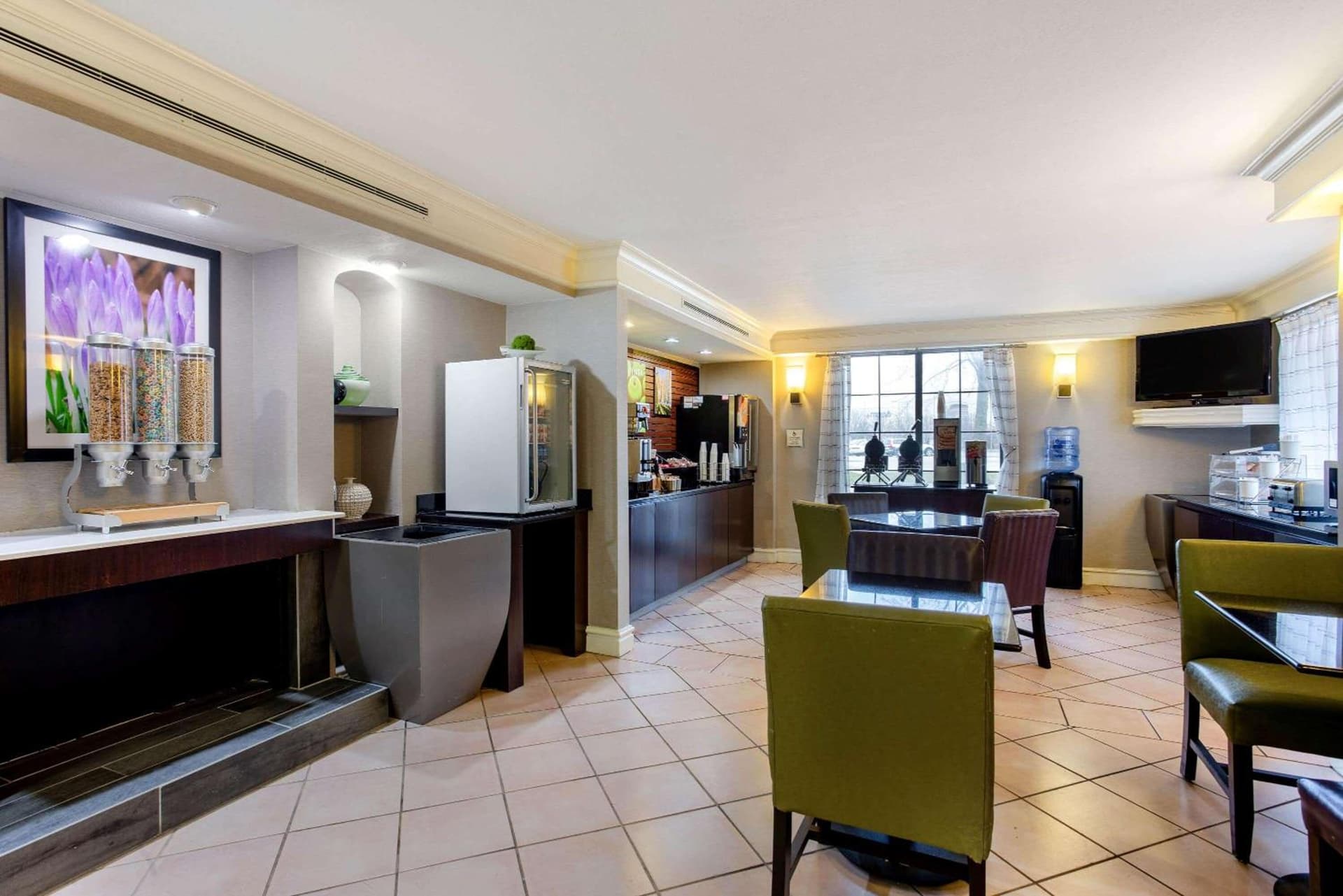 La Quinta Inn by Wyndham Champaign gallery photo in Champaign, IL — image 22