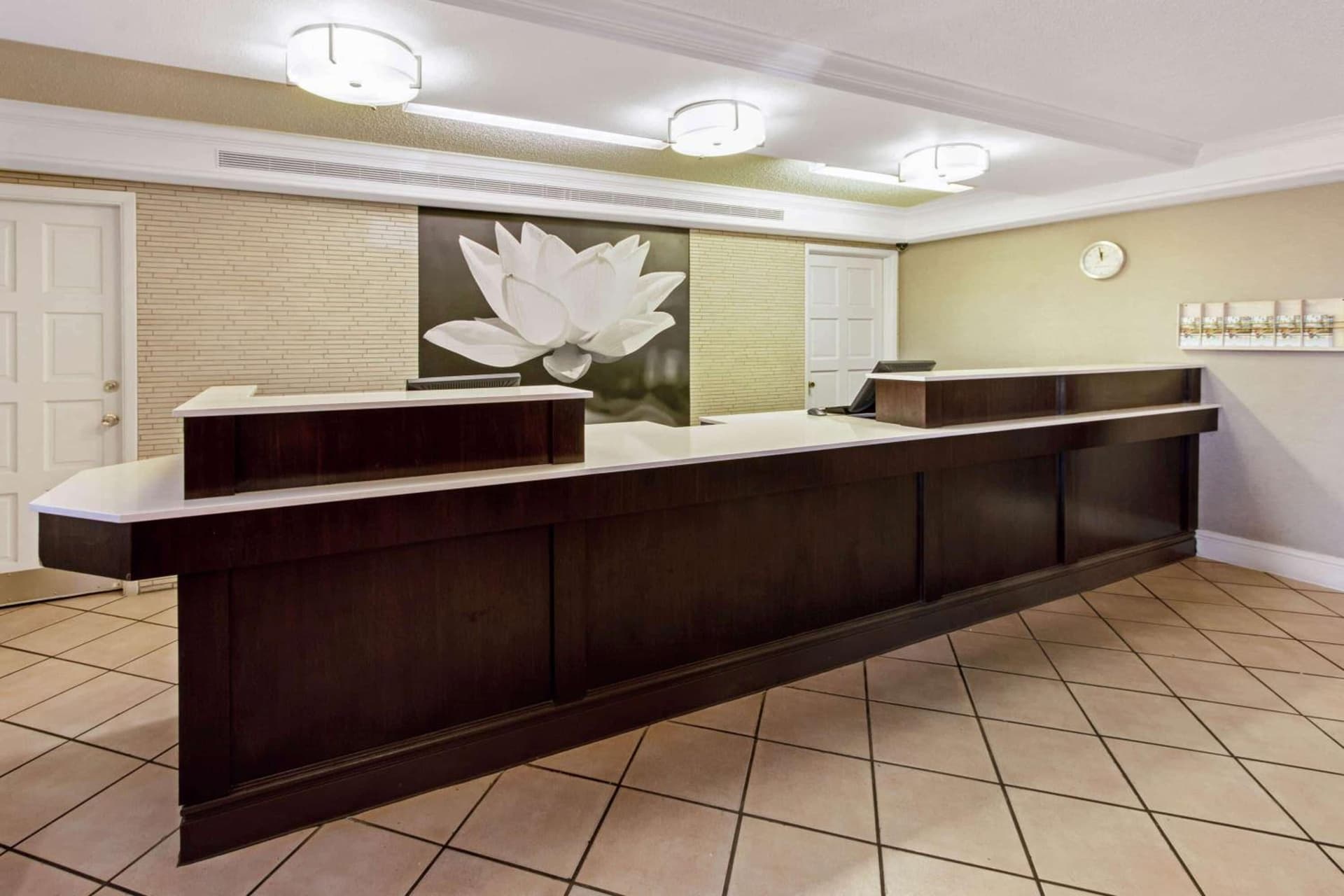 La Quinta Inn by Wyndham Santa Fe gallery photo in Santa Fe, NM — image 16