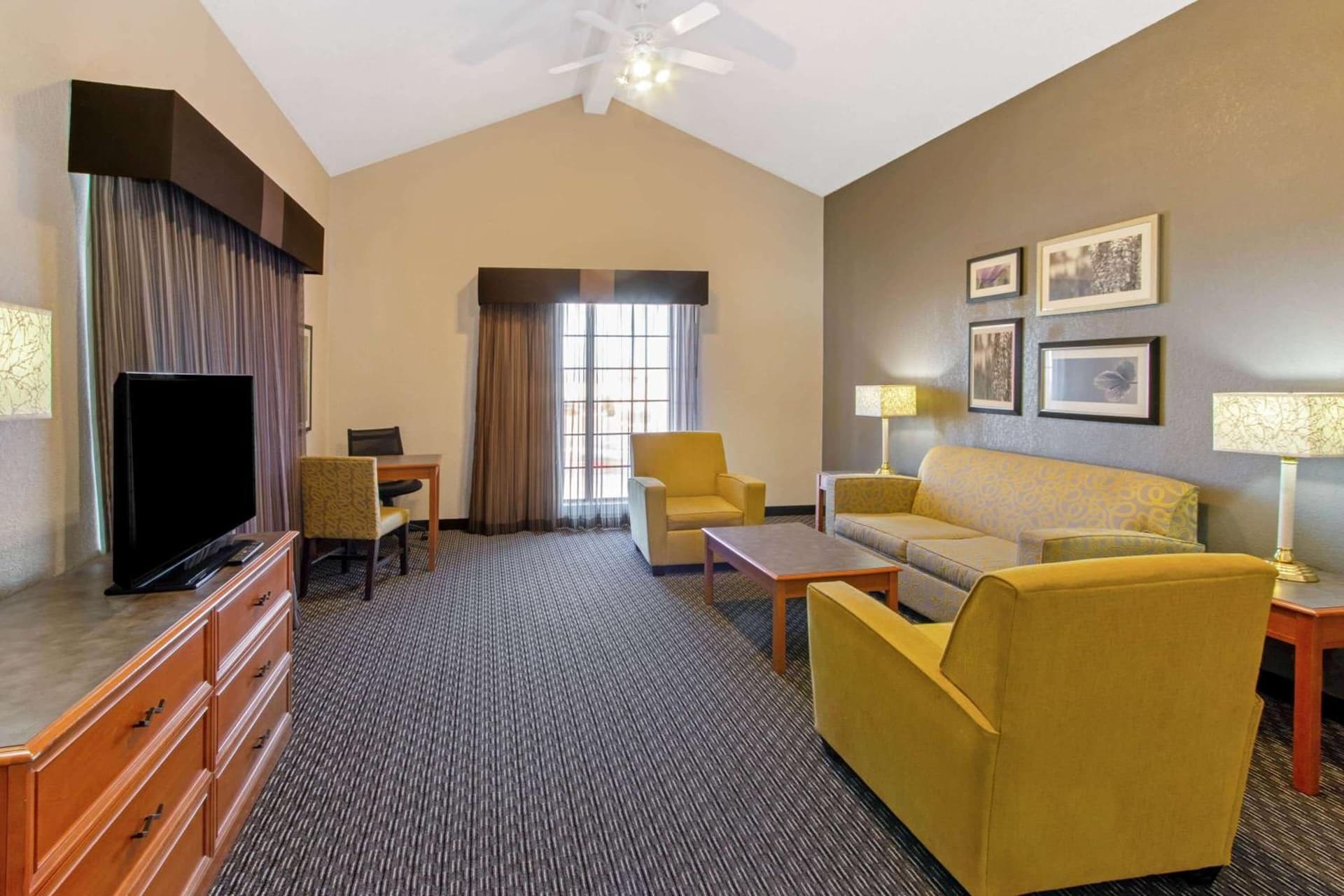 La Quinta Inn by Wyndham Santa Fe gallery photo in Santa Fe, NM — image 26