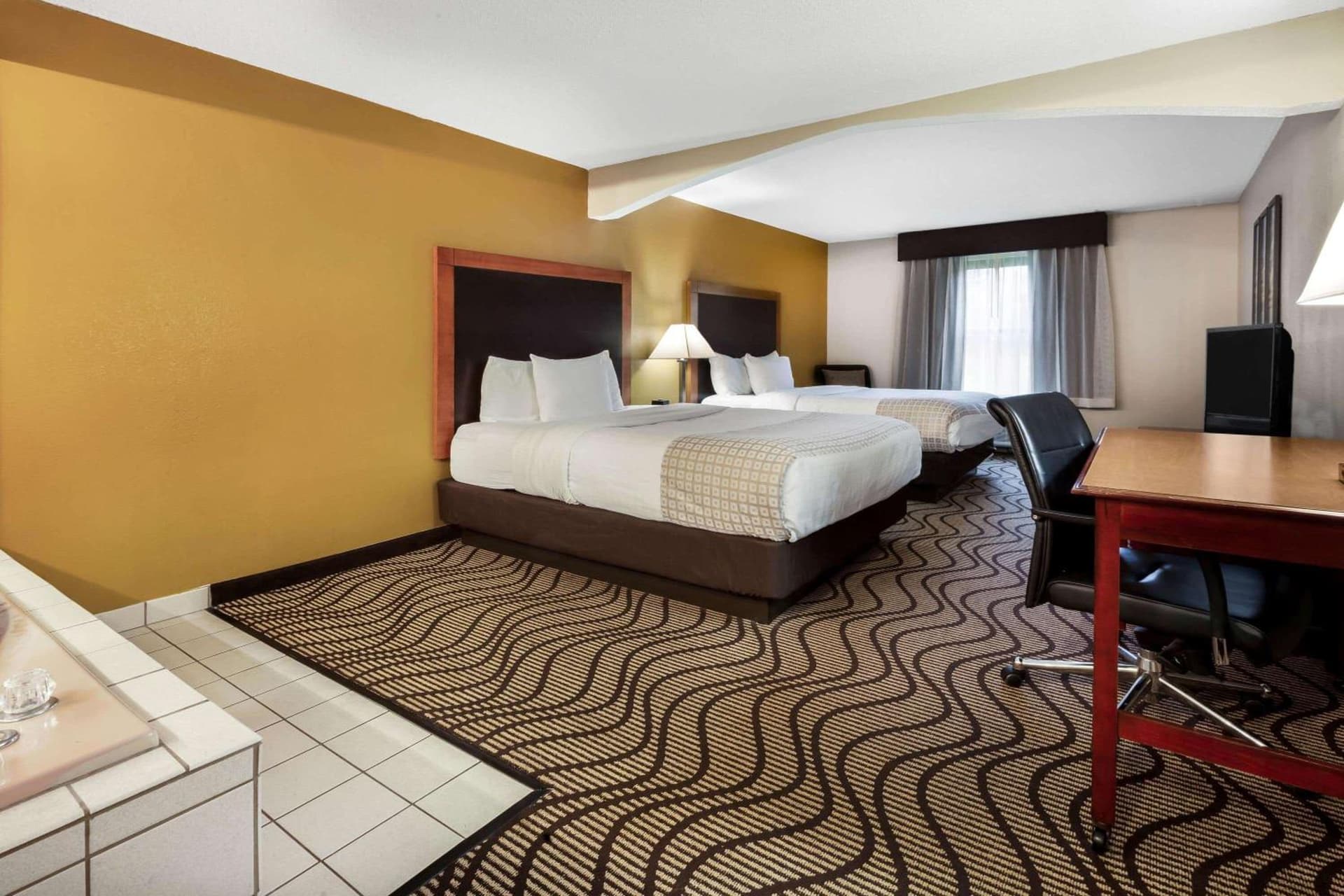 La Quinta Inn by Wyndham Sandusky near Cedar Point gallery photo in Sandusky, OH — image 19