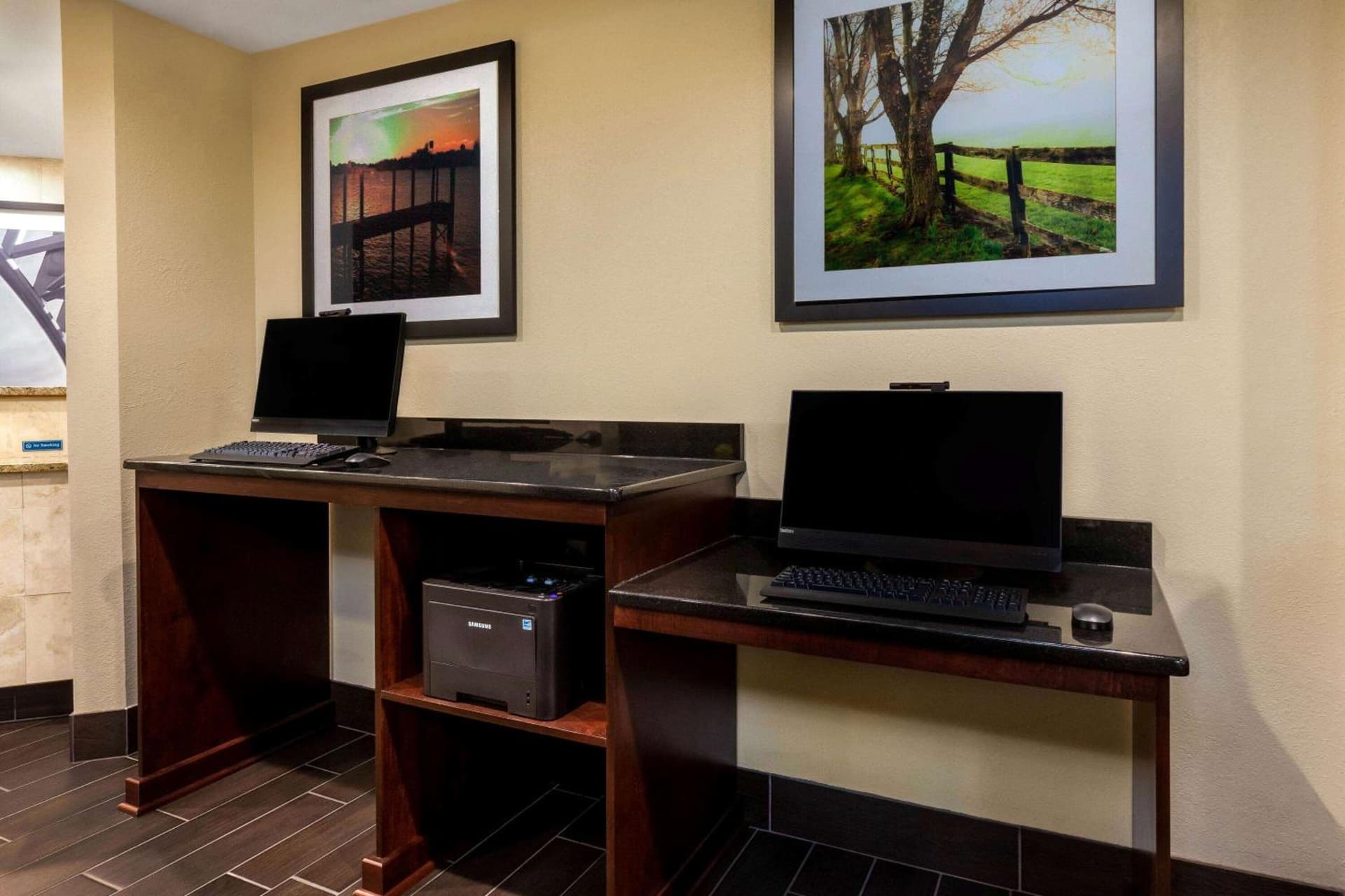 La Quinta Inn by Wyndham Sandusky near Cedar Point gallery photo in Sandusky, OH — image 38