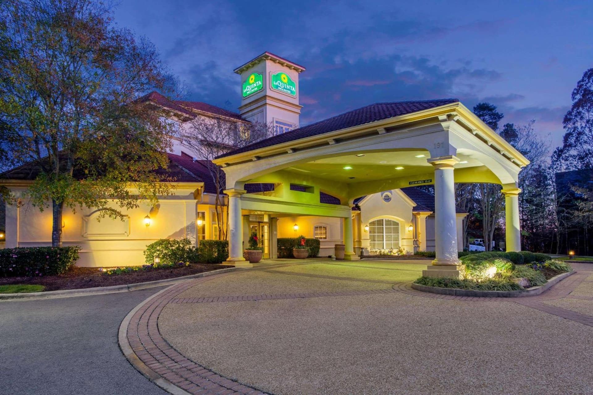 La Quinta by Wyndham Raleigh Cary gallery photo in Cary, NC — image 41