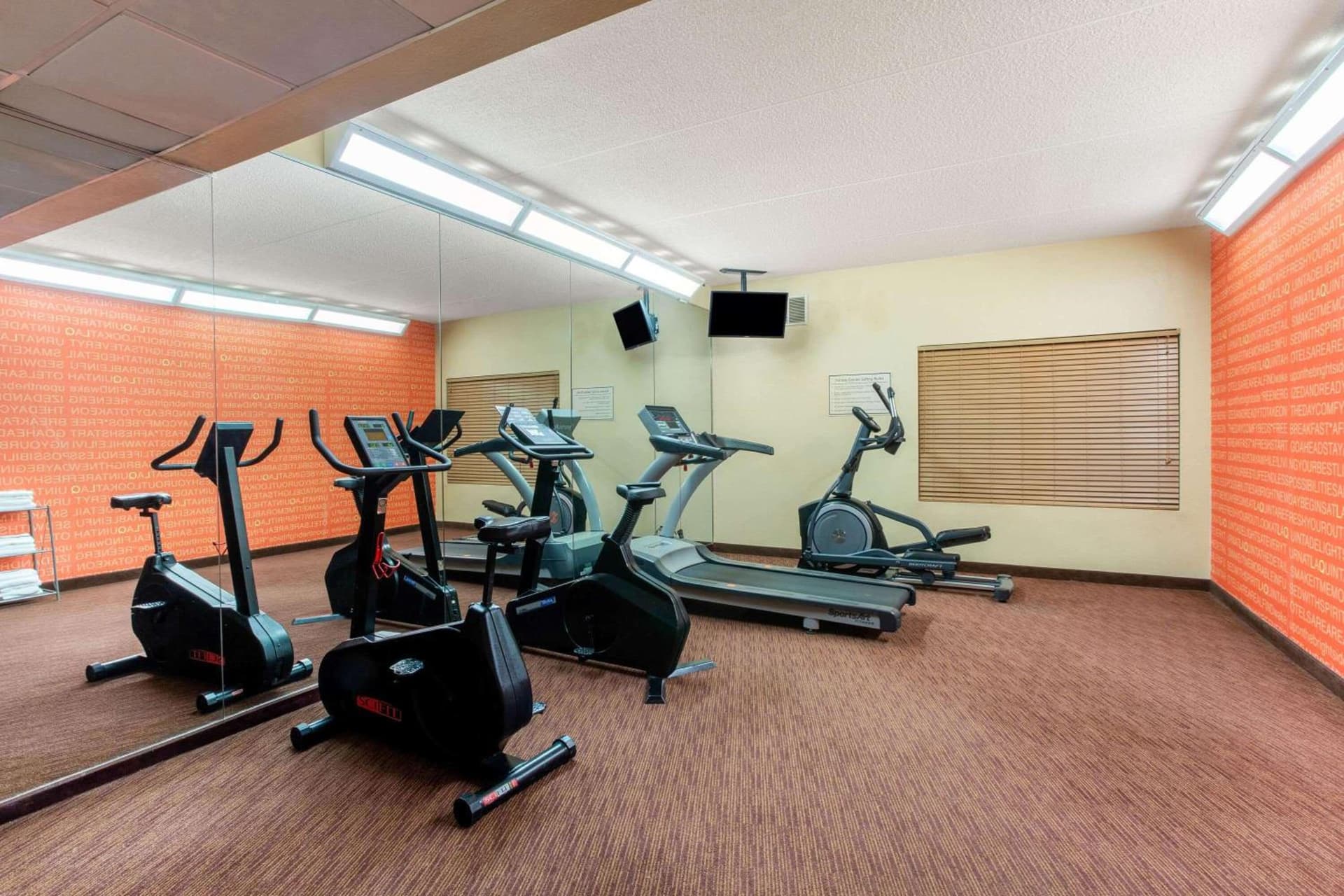 La Quinta by Wyndham Raleigh Cary gallery photo in Cary, NC — image 40