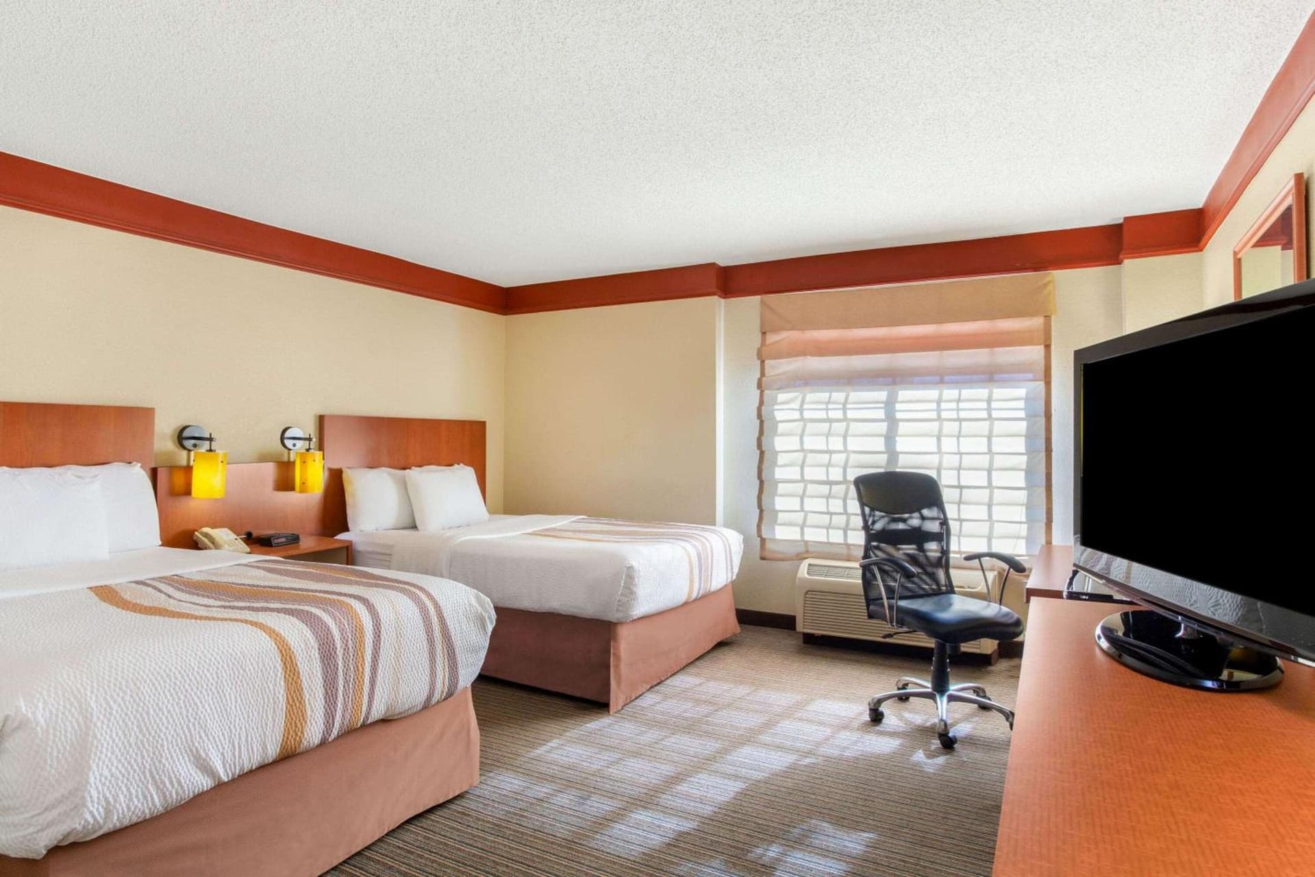 La Quinta by Wyndham Raleigh Cary gallery photo in Cary, NC — image 31