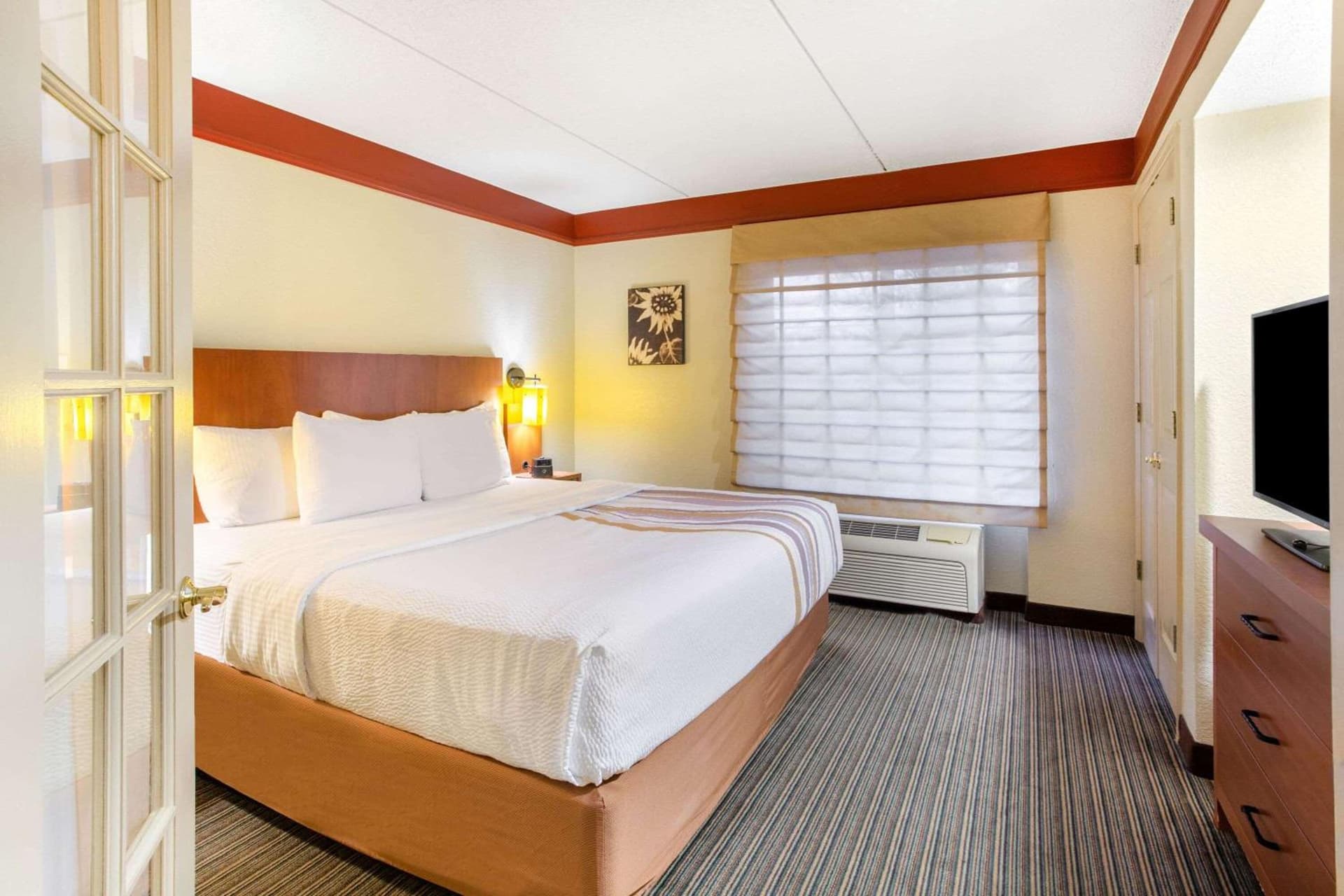 La Quinta by Wyndham Raleigh Cary gallery photo in Cary, NC — image 42