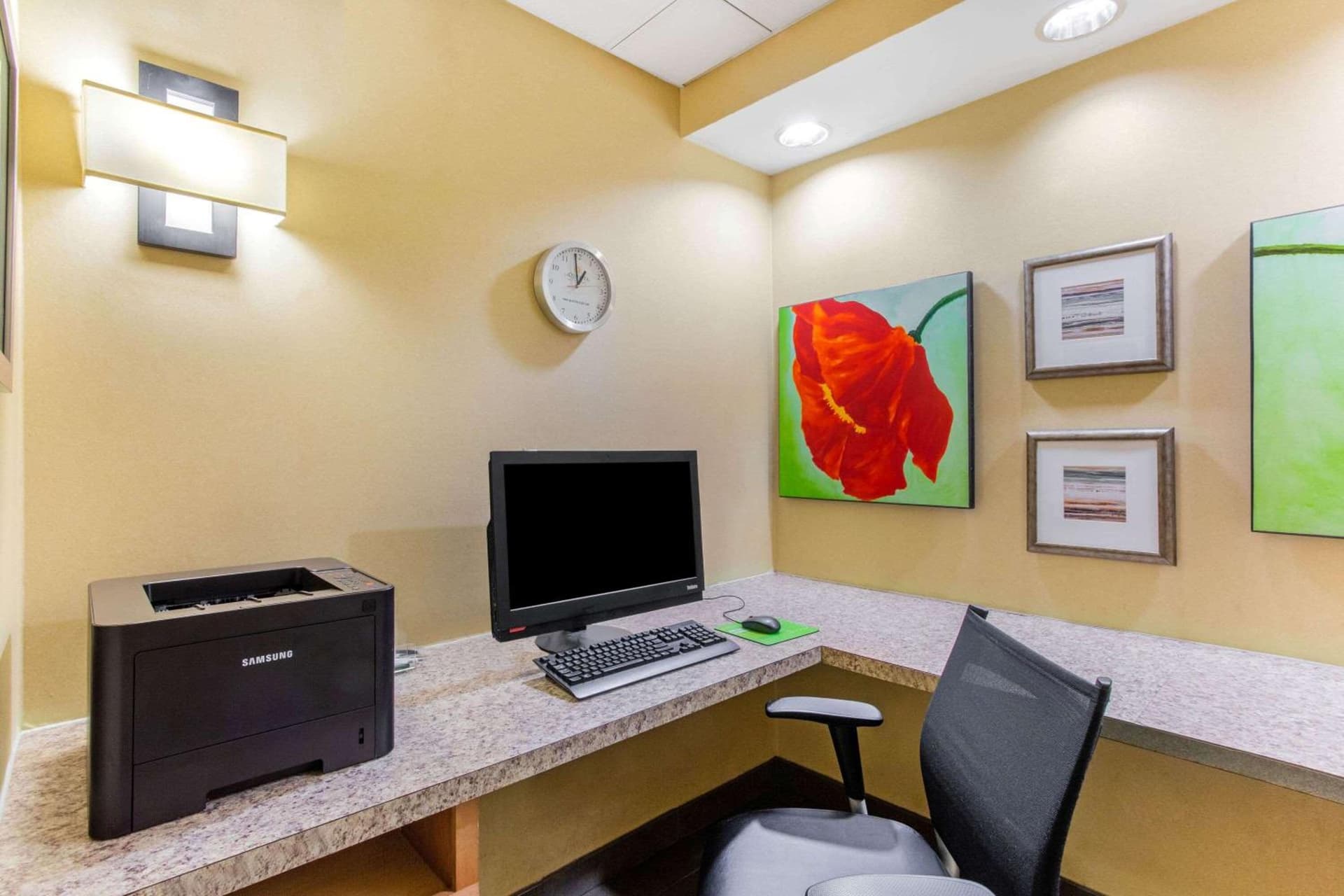 La Quinta by Wyndham Raleigh Cary gallery photo in Cary, NC — image 39