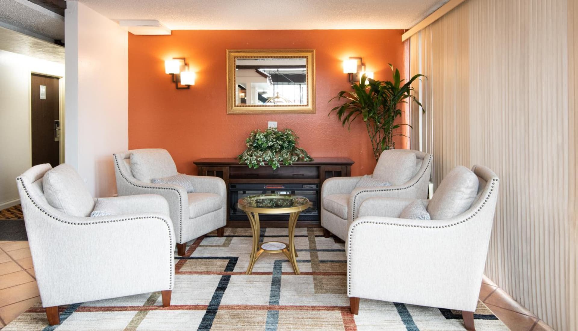 Granada Hotel Santa Clara interior in Santa Clara, CA — gallery photo 2