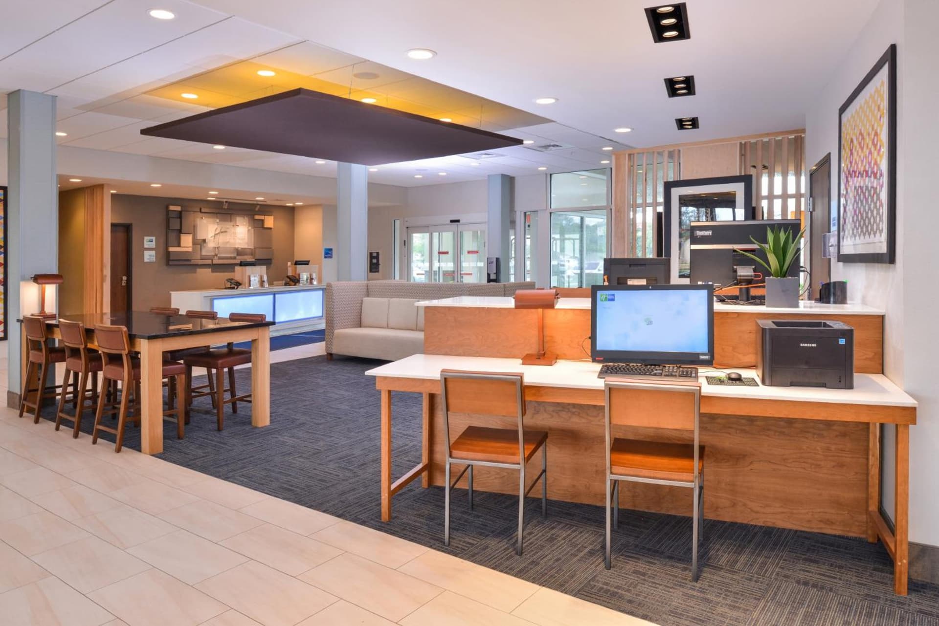 Holiday Inn Express & Suites Alachua - Gainesville Area by IHG property views in Alachua, FL — gallery photo 3