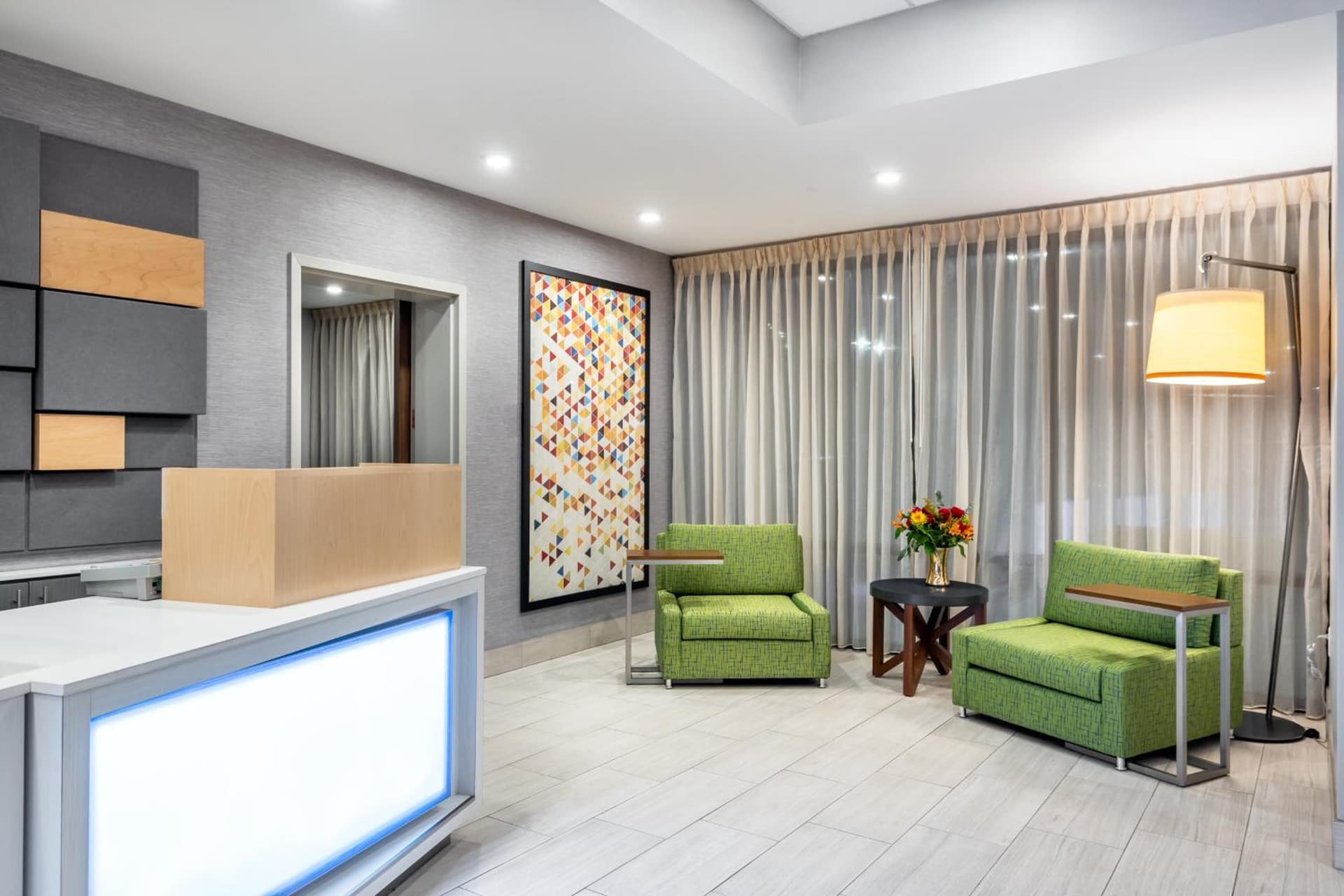 Holiday Inn Express & Suites Santa Ana - Orange County by IHG gallery photo in Santa Ana, CA — image 12