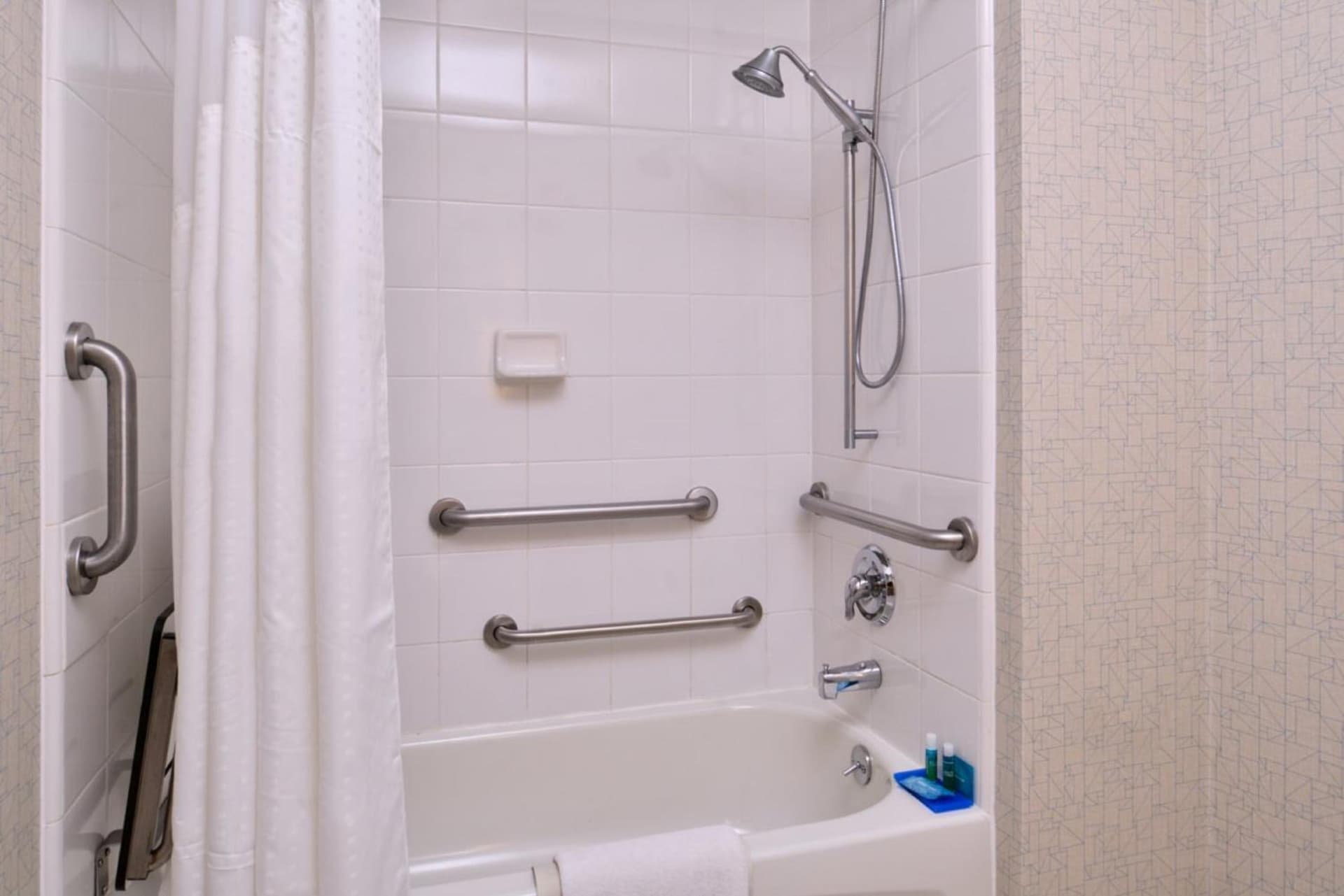 Holiday Inn Express Walnut Creek by IHG gallery photo in Walnut Creek, CA — image 28