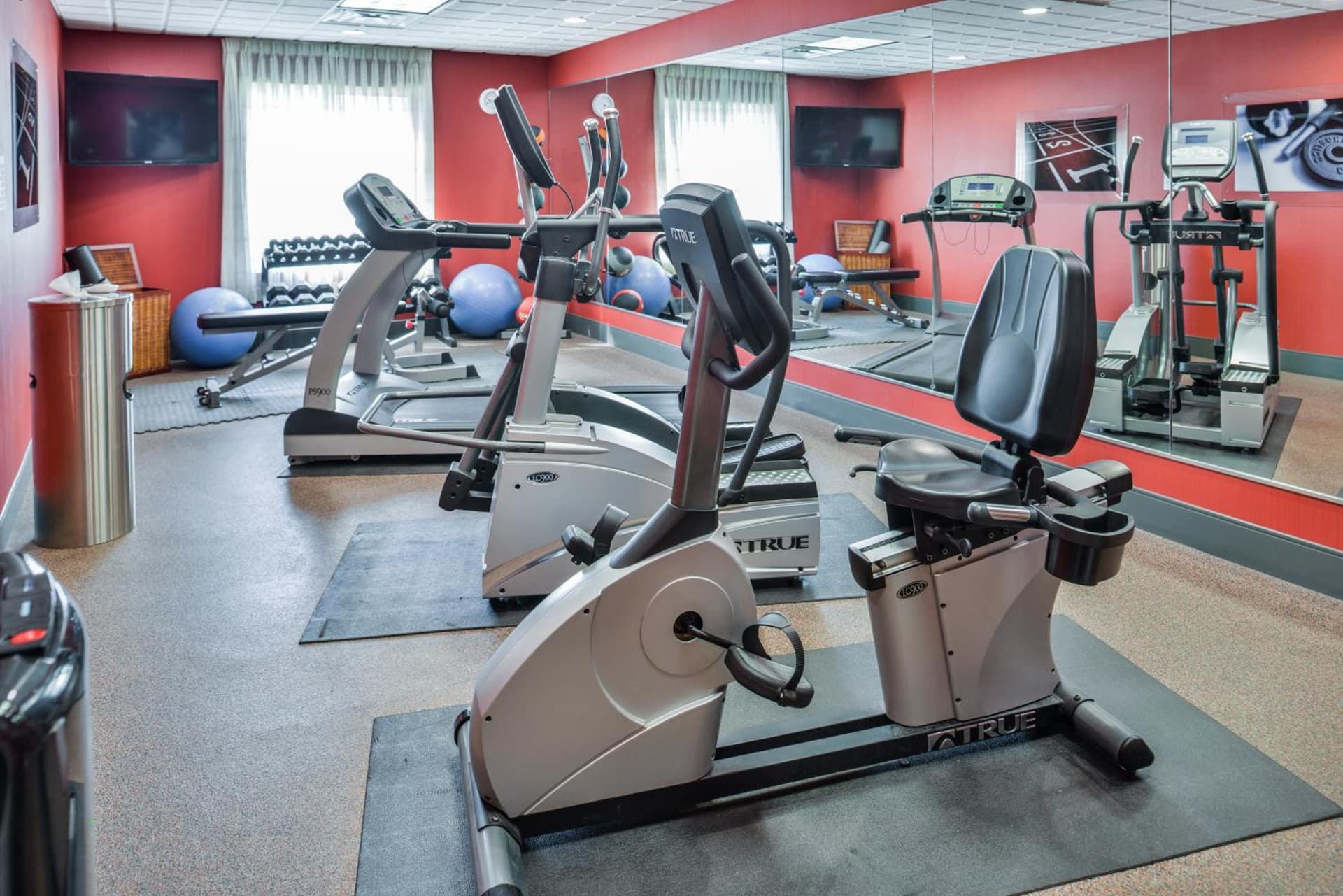 Holiday Inn Express & Suites Ironton by IHG gallery photo in Ironton, OH — image 23