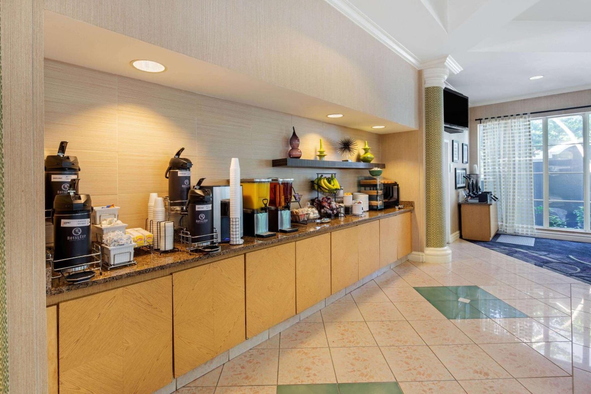 La Quinta by Wyndham Ft. Lauderdale Plantation property views in Plantation, FL — gallery photo 3