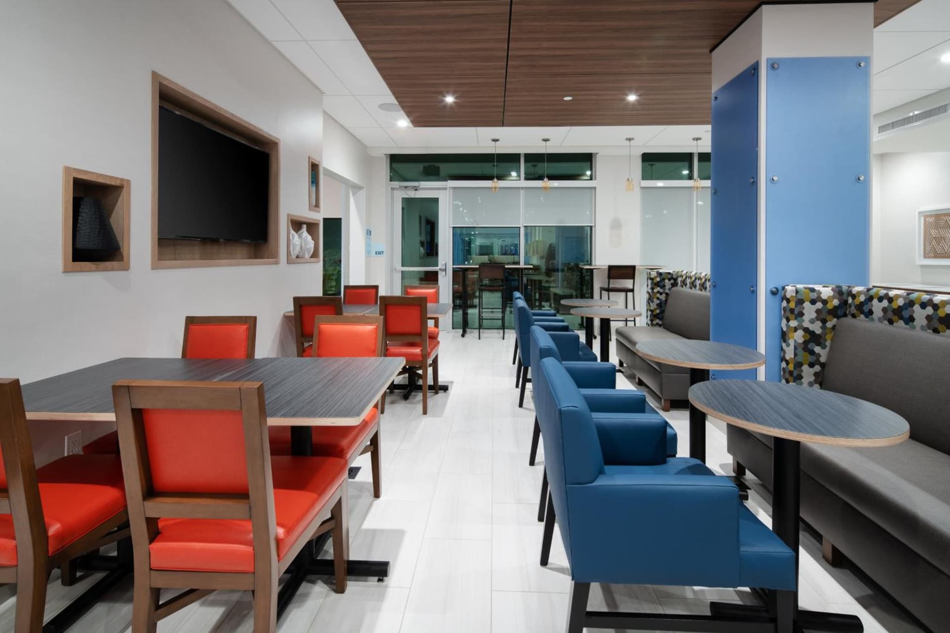 Holiday Inn Express & Suites - Murrieta by IHG gallery photo in Murrieta, CA — image 29