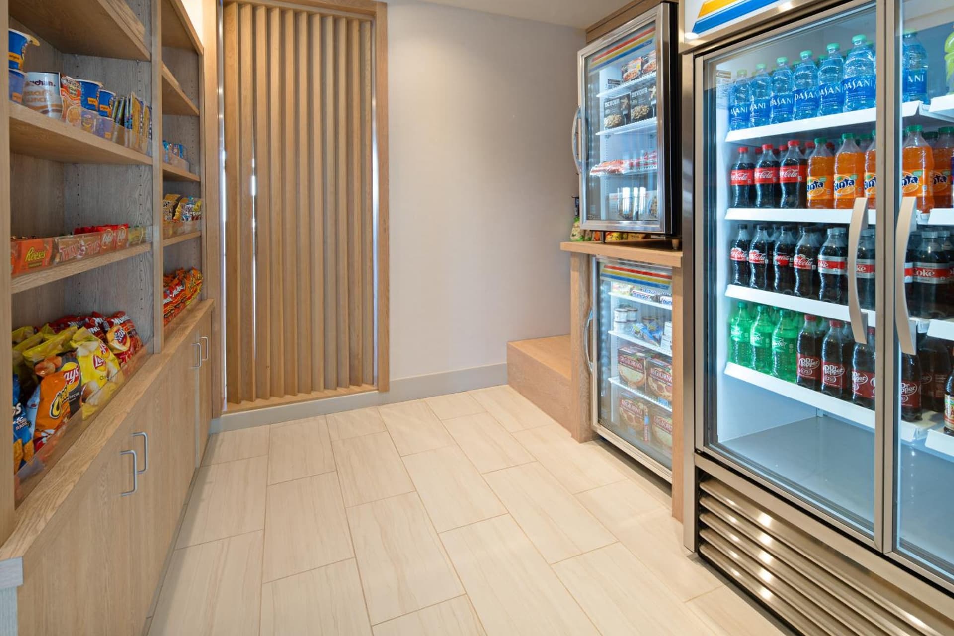 Holiday Inn Express & Suites - Murrieta by IHG gallery photo in Murrieta, CA — image 12