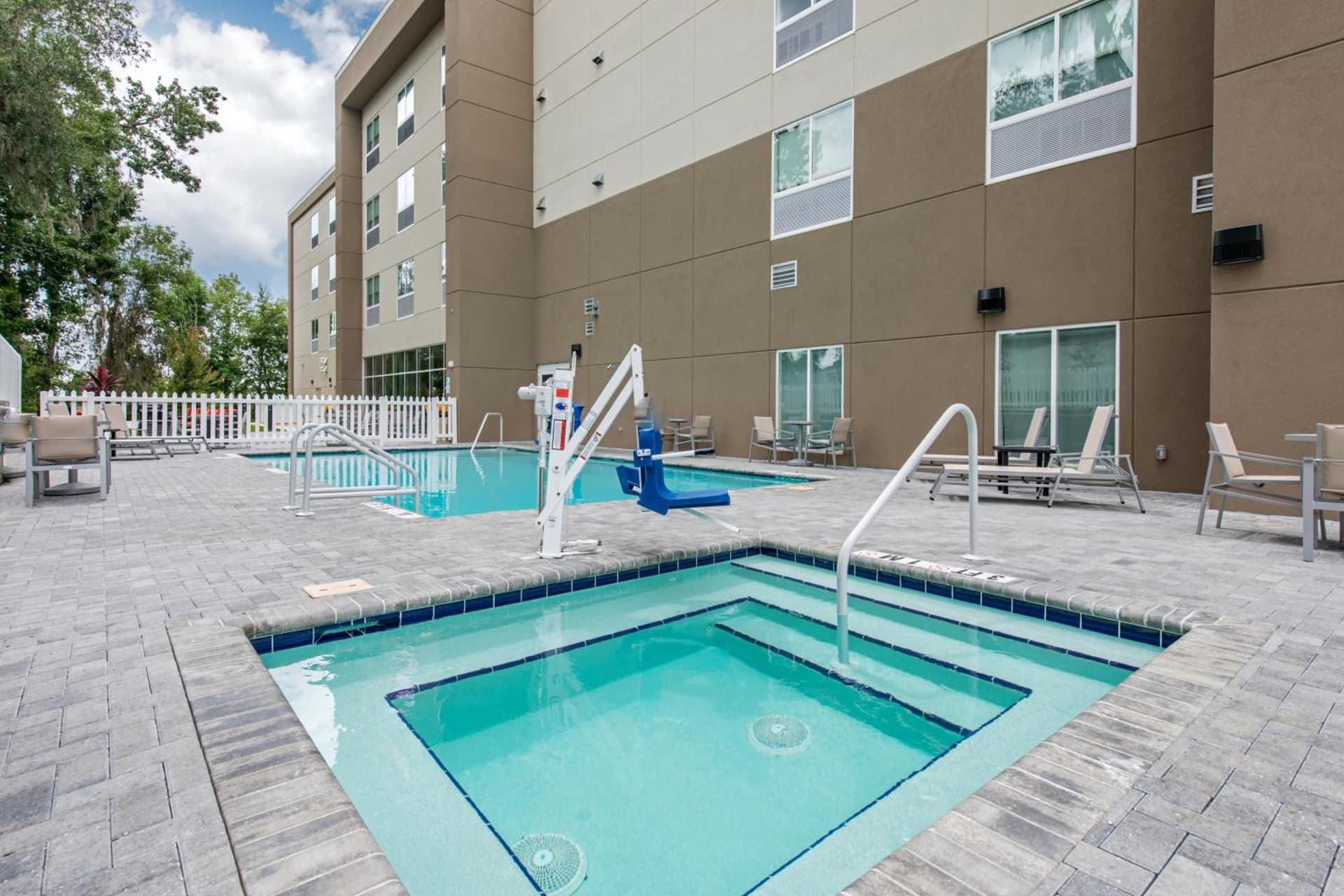 Holiday Inn Express & Suites Alachua - Gainesville Area by IHG gallery photo in Alachua, FL — image 44