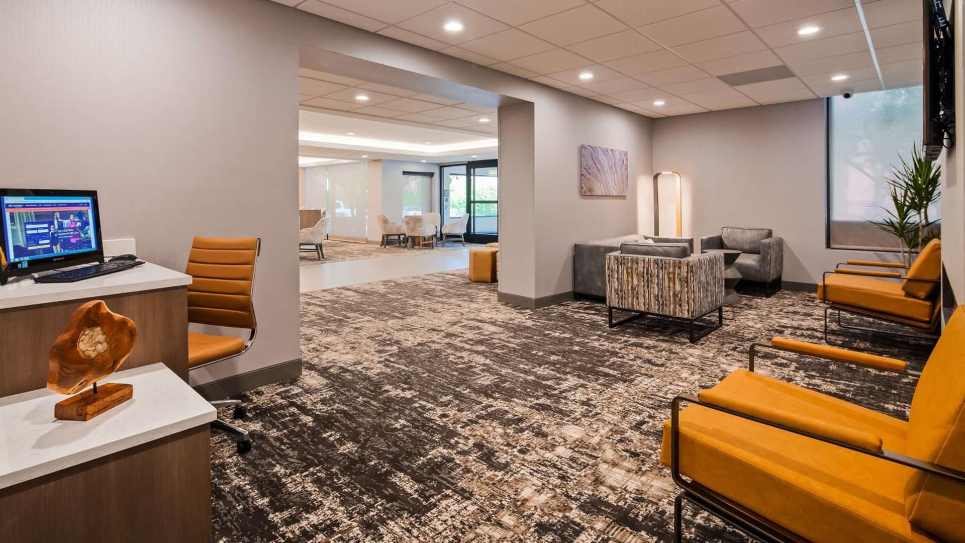 SureStay Plus Hotel by Best Western Chicago Lombard gallery photo in Lombard, IL — image 24