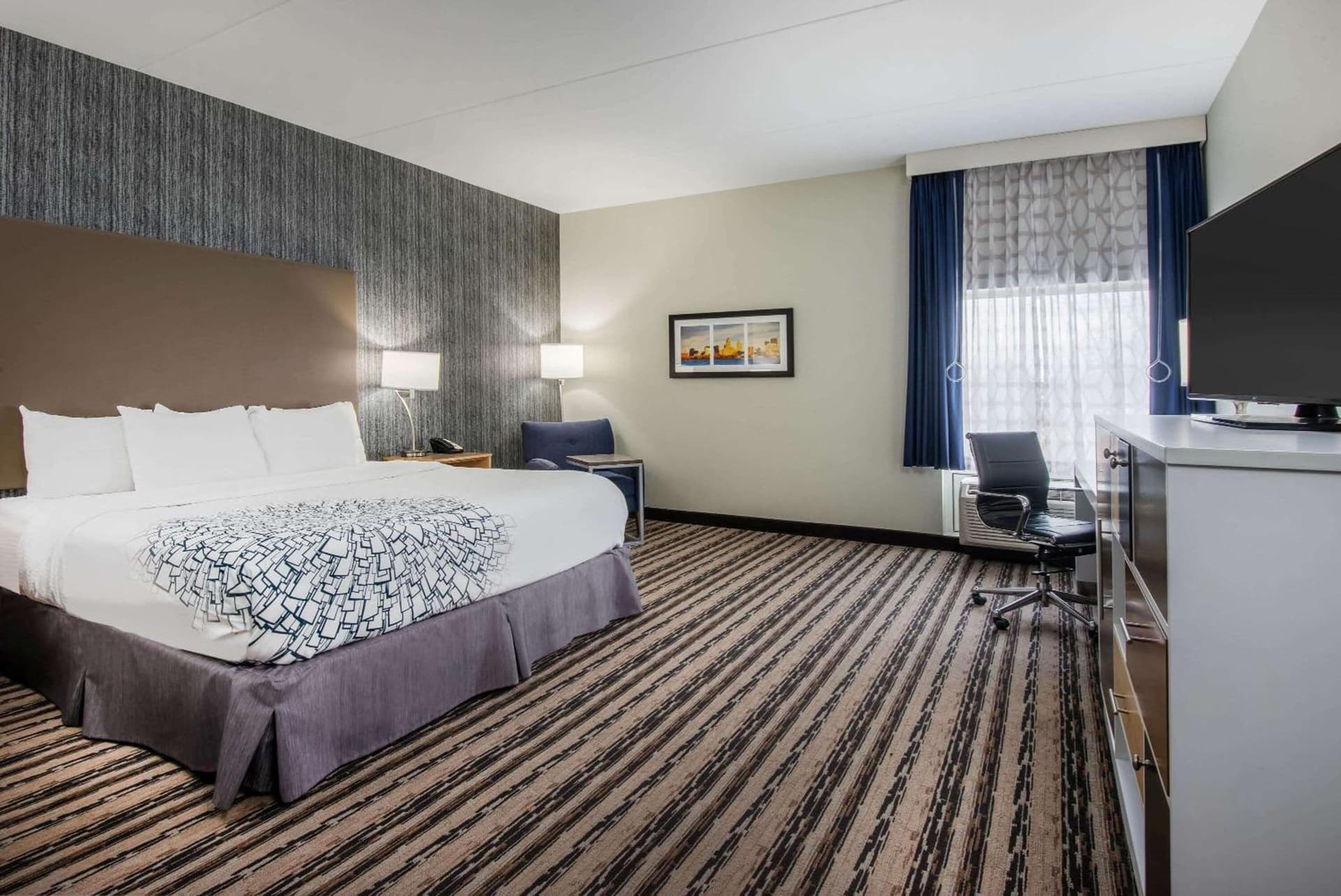 La Quinta by Wyndham Buffalo Amherst gallery photo in Amherst, NY — image 35