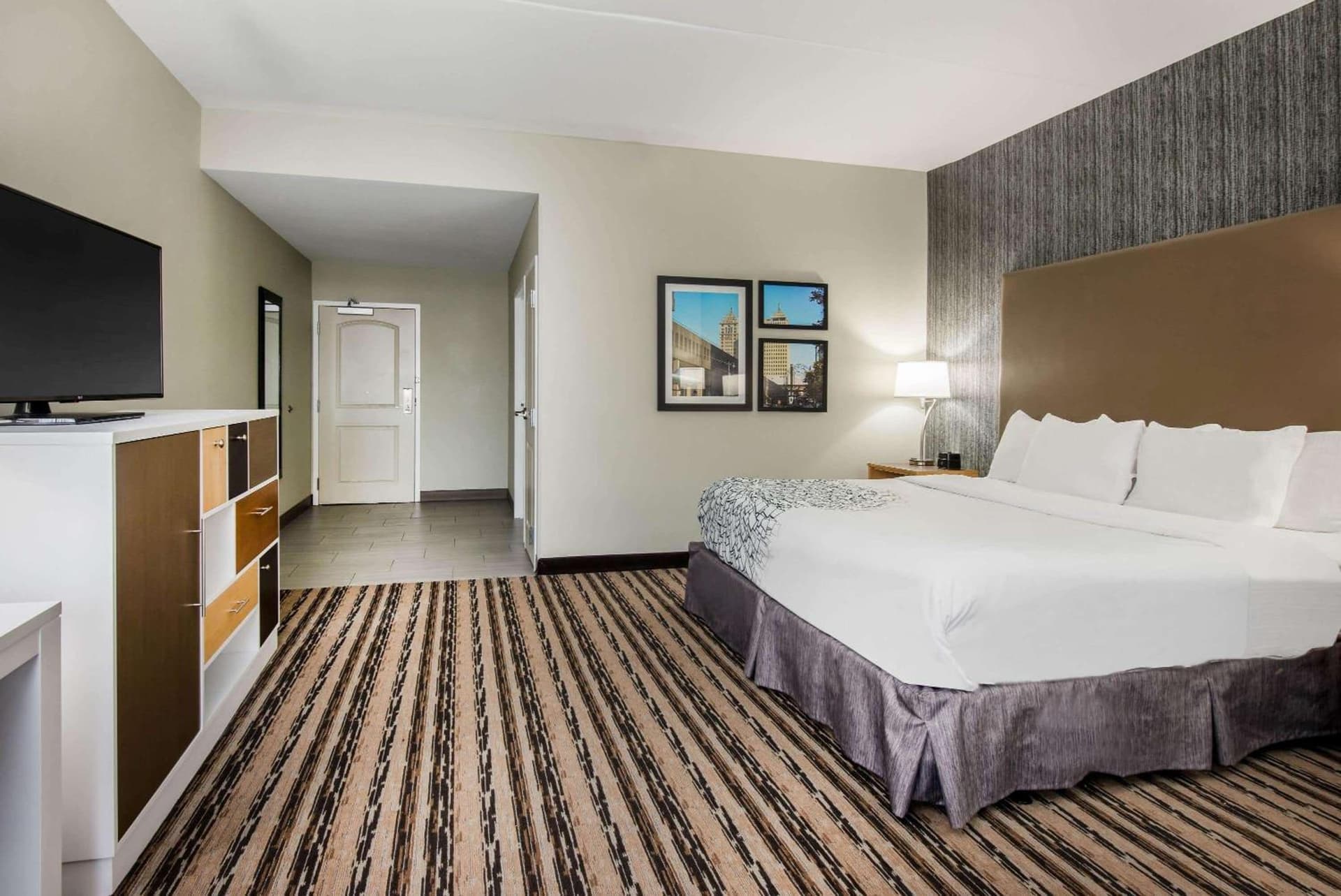 La Quinta by Wyndham Buffalo Amherst gallery photo in Amherst, NY — image 25