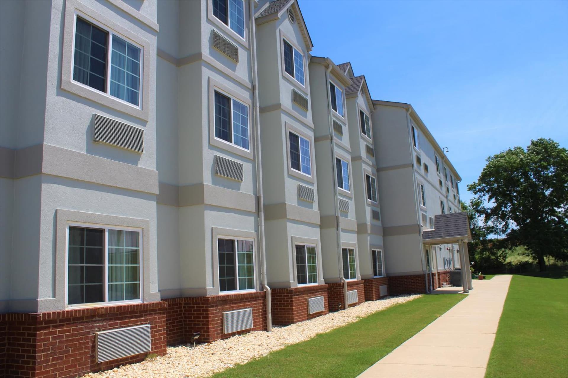 Microtel Inn & Suites by Wyndham Montgomery gallery photo in Montgomery, AL — image 19