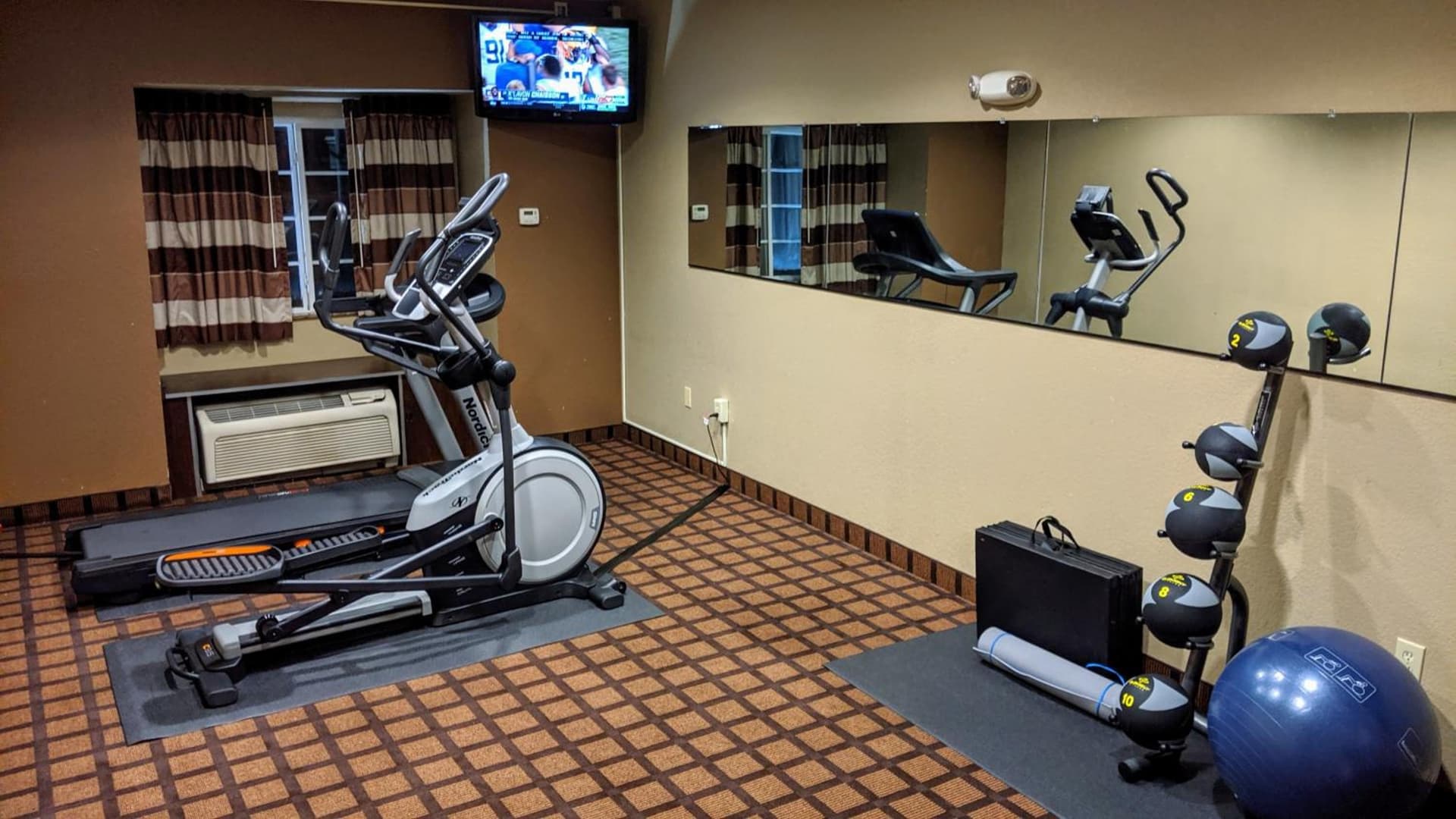 Microtel Inn & Suites by Wyndham Montgomery property views in Montgomery, AL — gallery photo 3